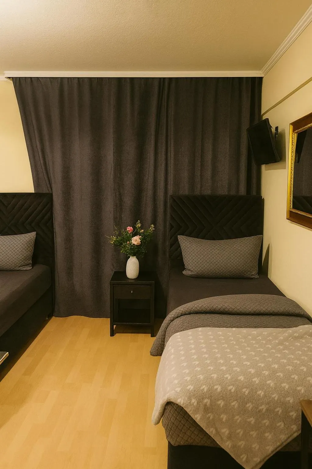 Photo of the whole room, Bed in The Soho Altstadt Relais