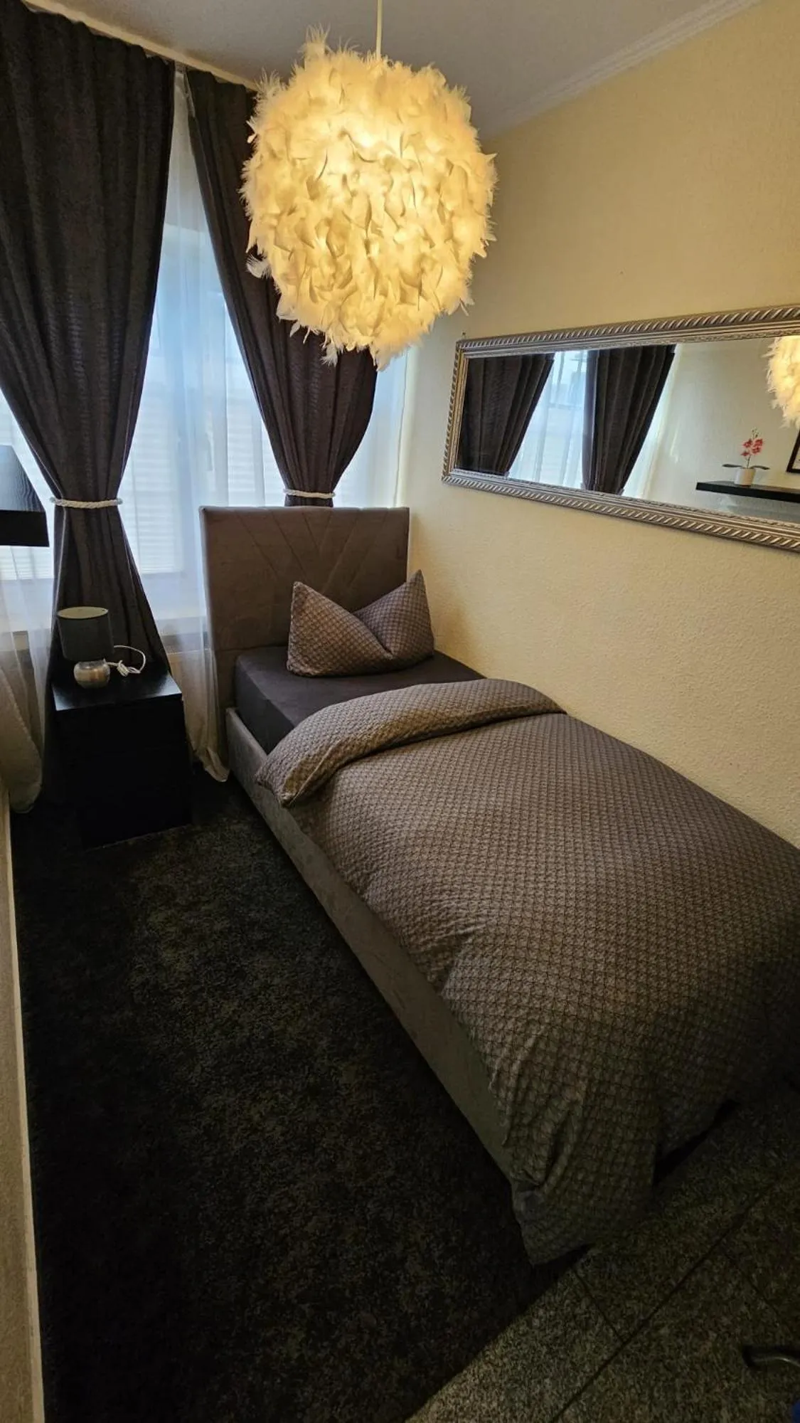 Photo of the whole room, Bed in The Soho Altstadt Relais