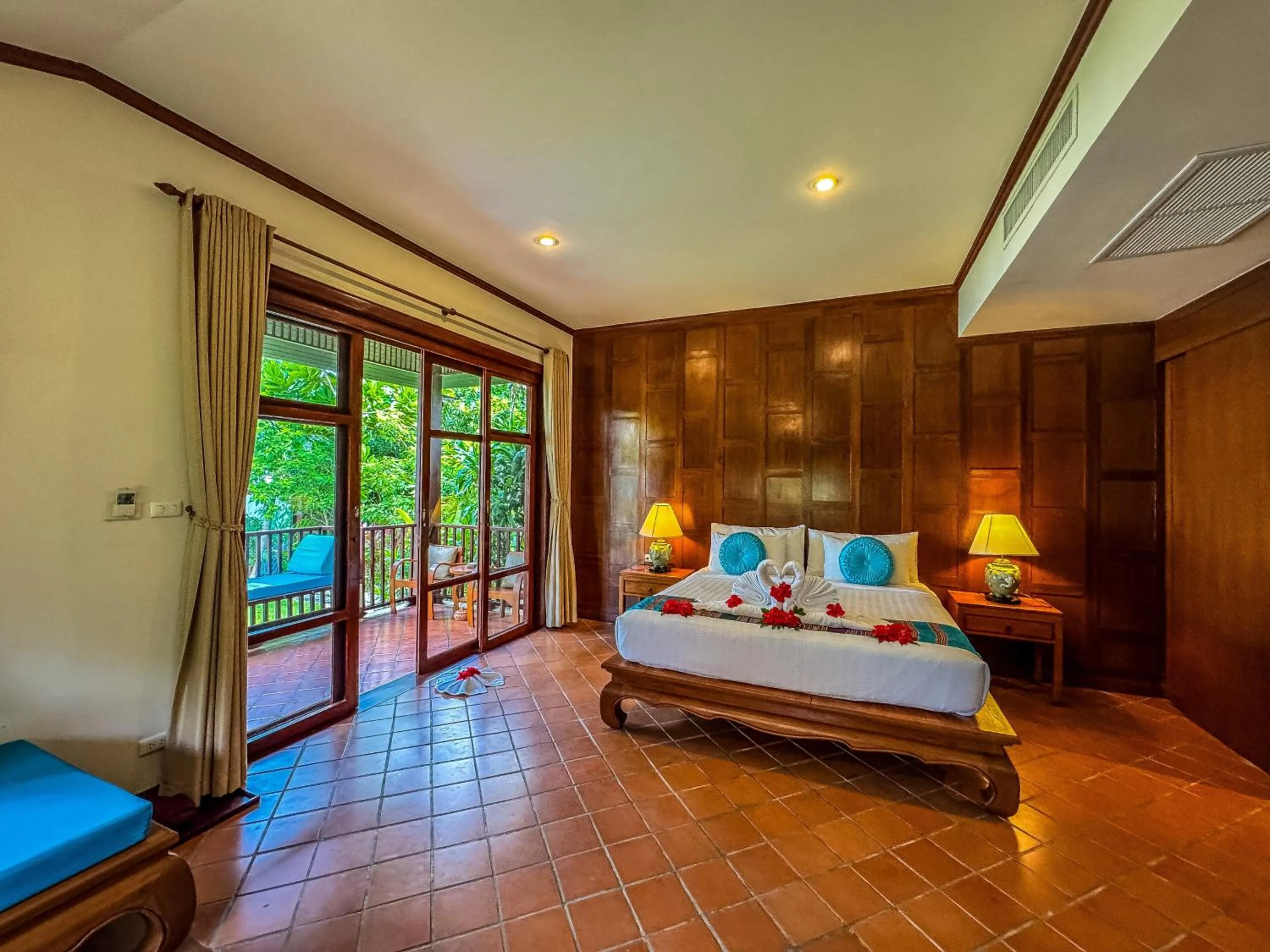 Bedroom, Bed in Baan Thai Lanta Resort