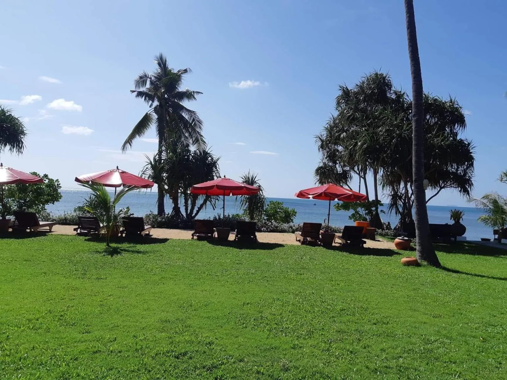 Garden in Baan Thai Lanta Resort