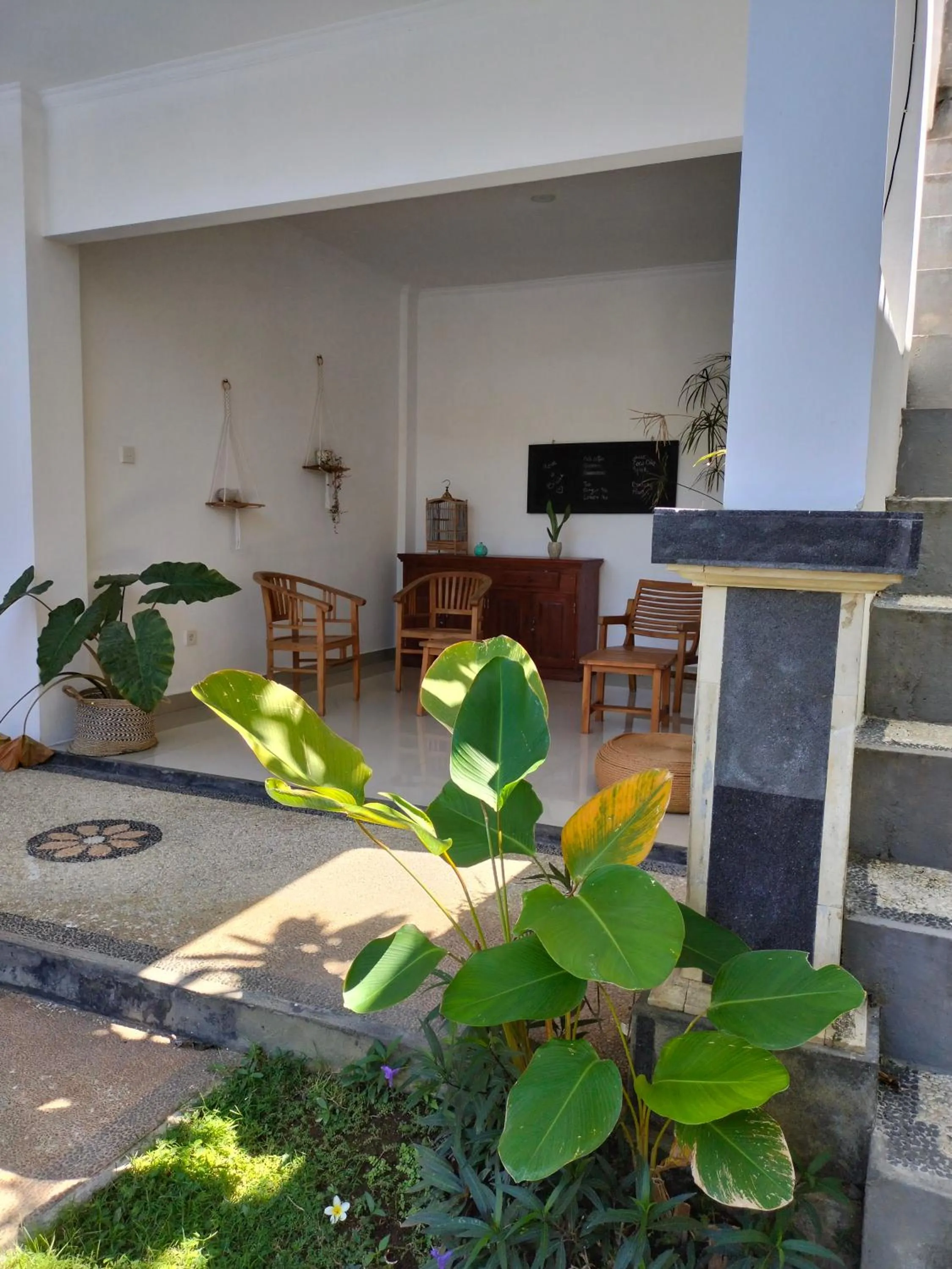 Communal lounge/ TV room in Bali Diversity Dive Resort