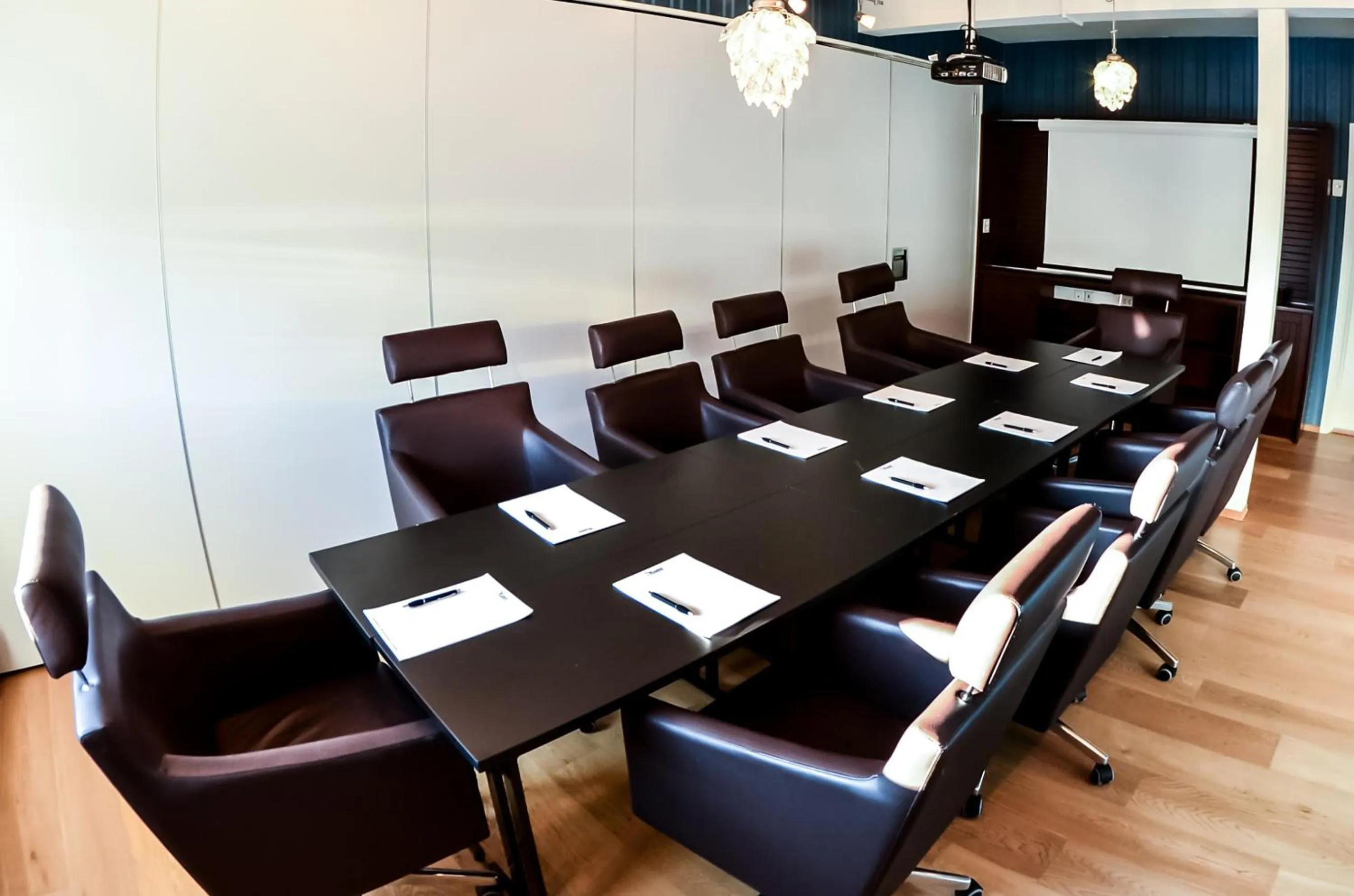 Business facilities in Hamn i Senja