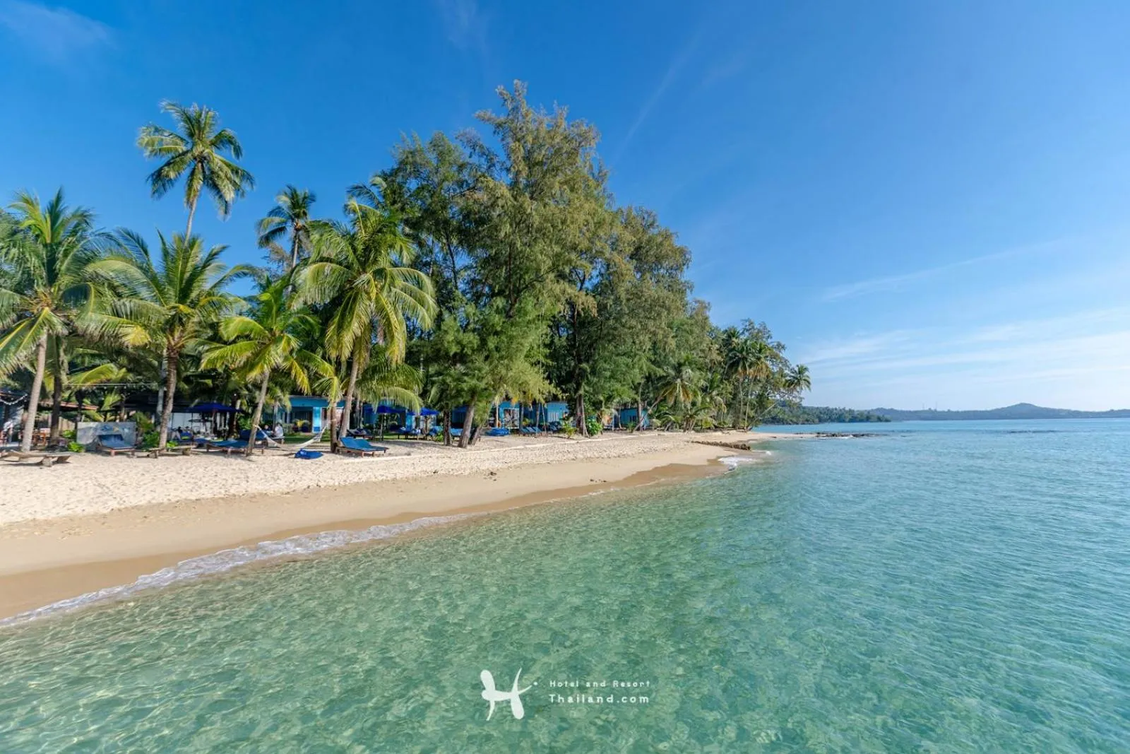 Beach in Seafar Resort