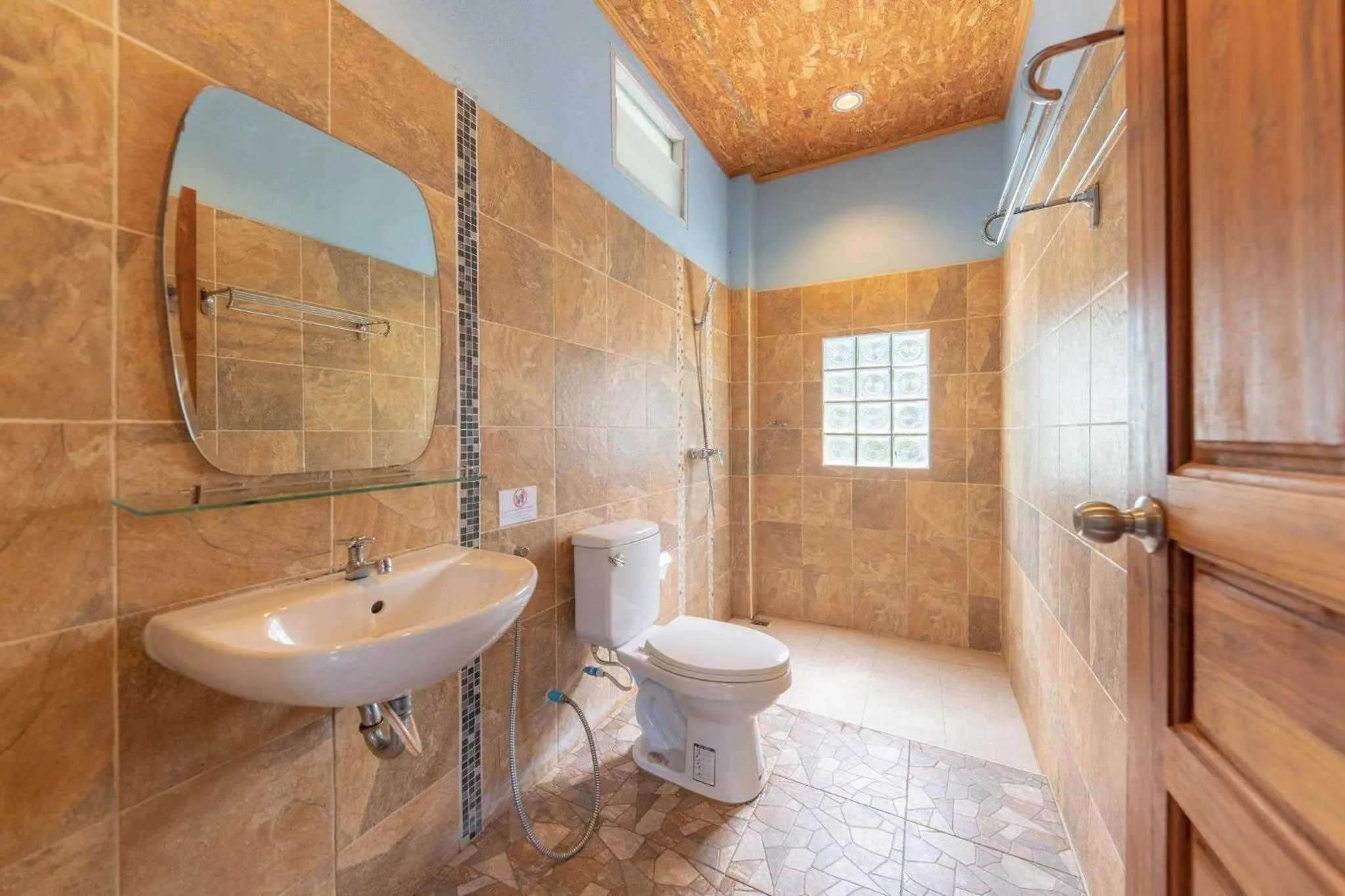 Shower in Seafar Resort