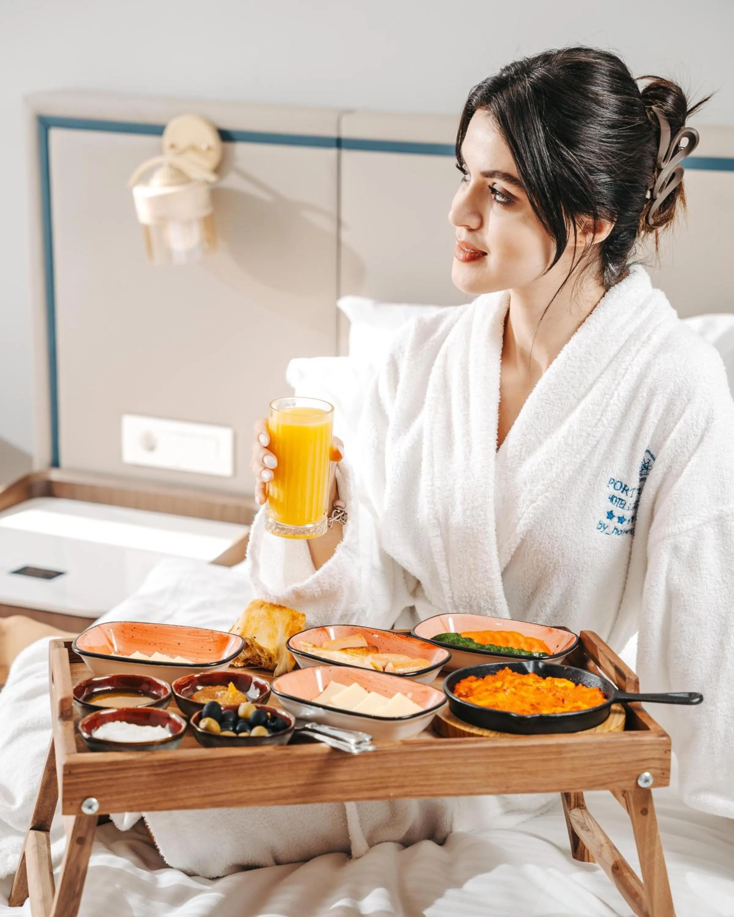 Food in Port Marine Hotel By HOLLYWOOD