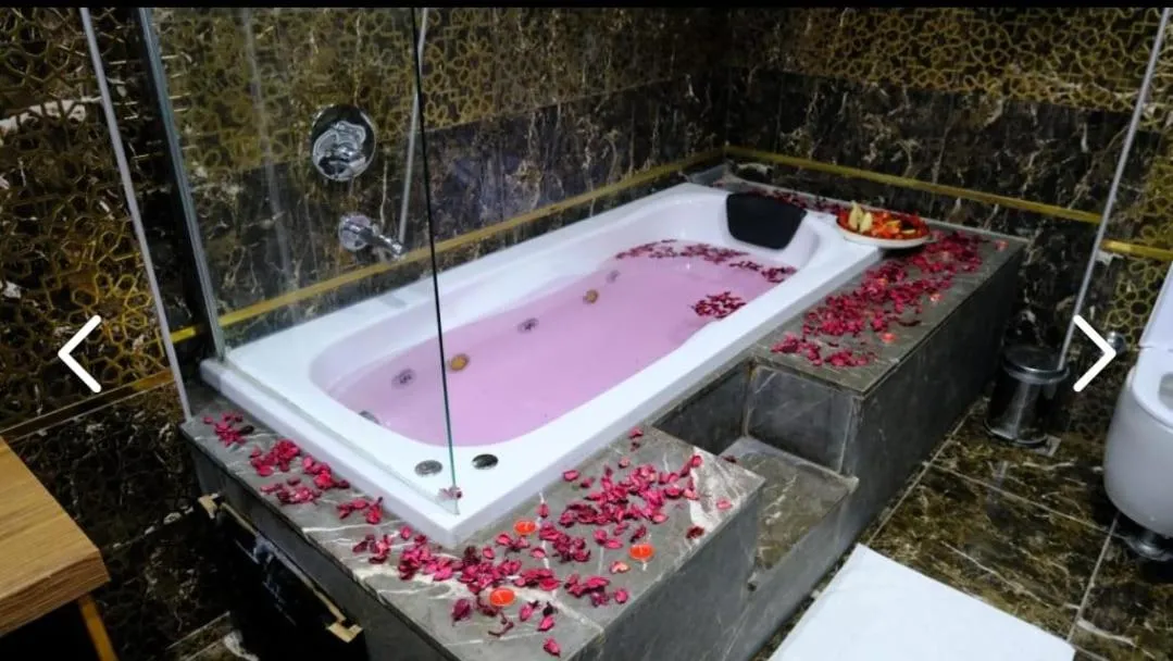 Hot Tub in ATAKUM PALAS OTEL