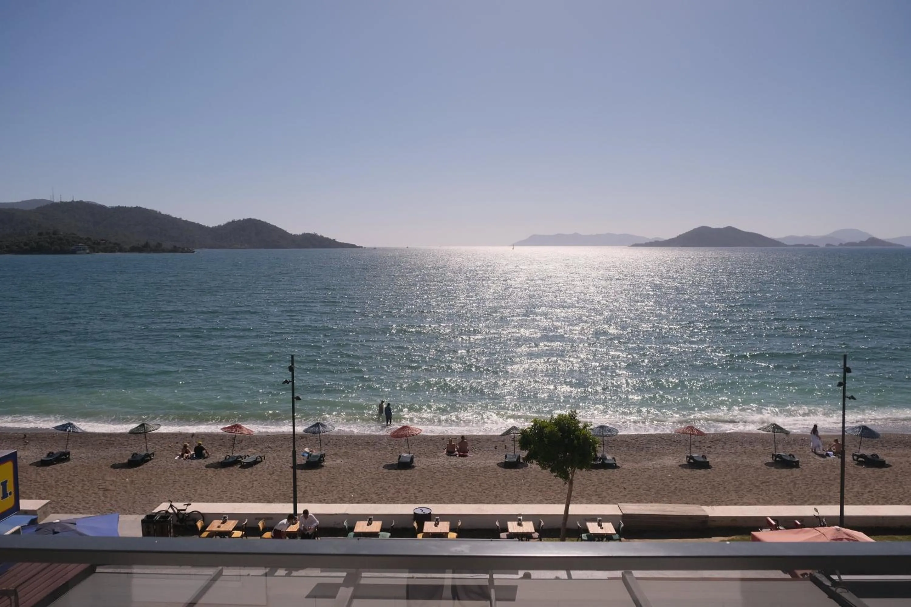 Day in Sea Door Hotel