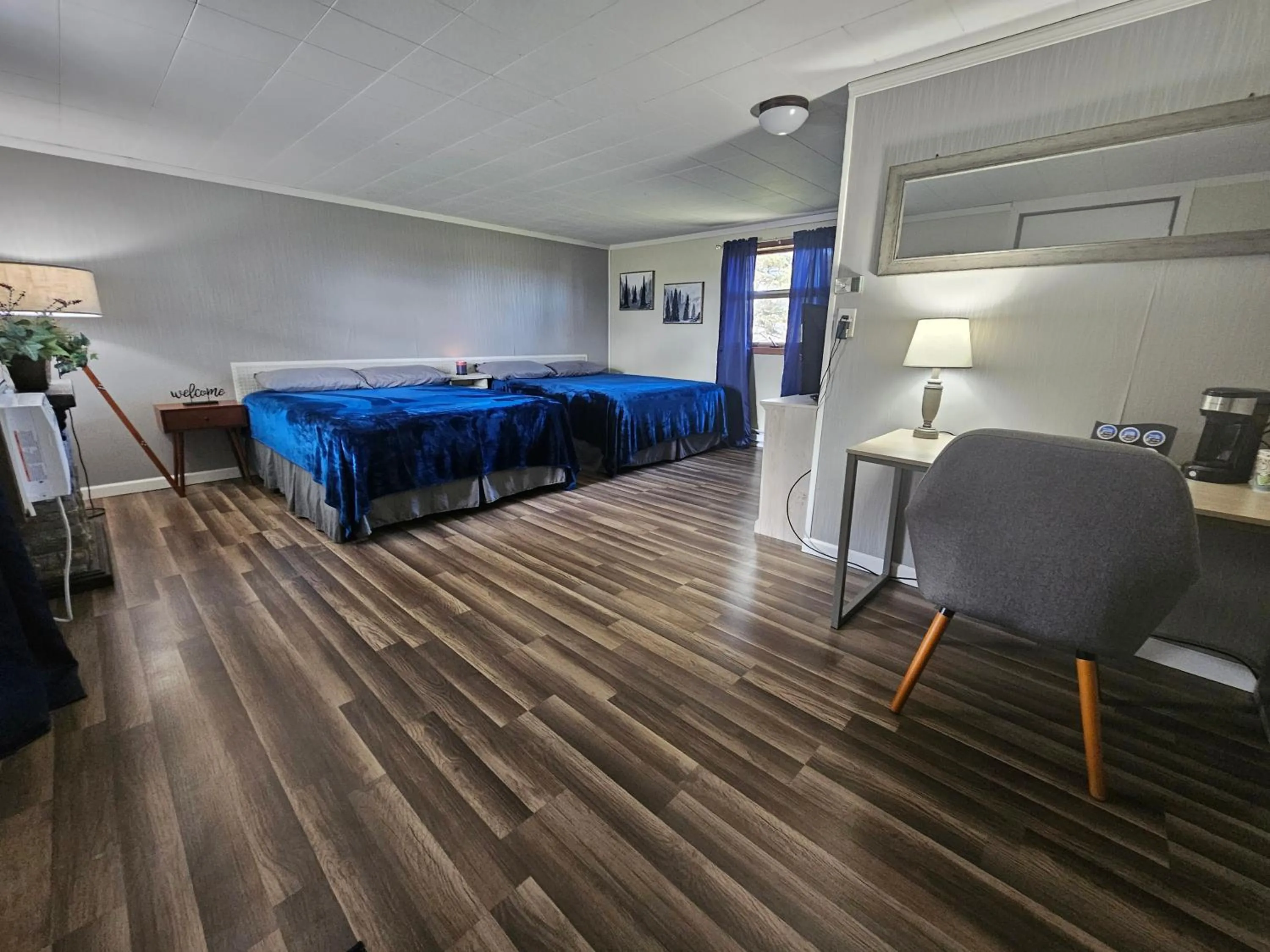 Bed in The Last Resort Motel