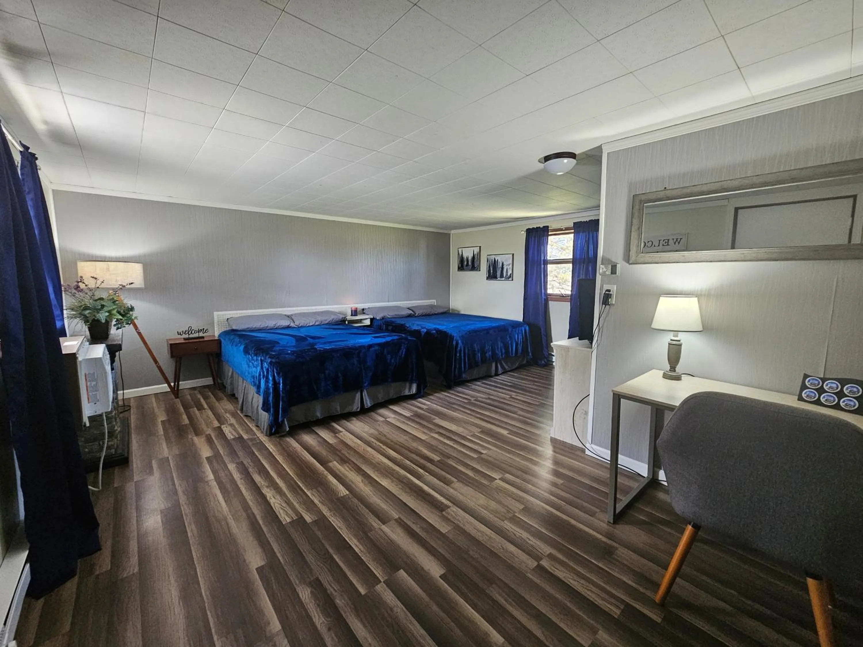 Bed in The Last Resort Motel