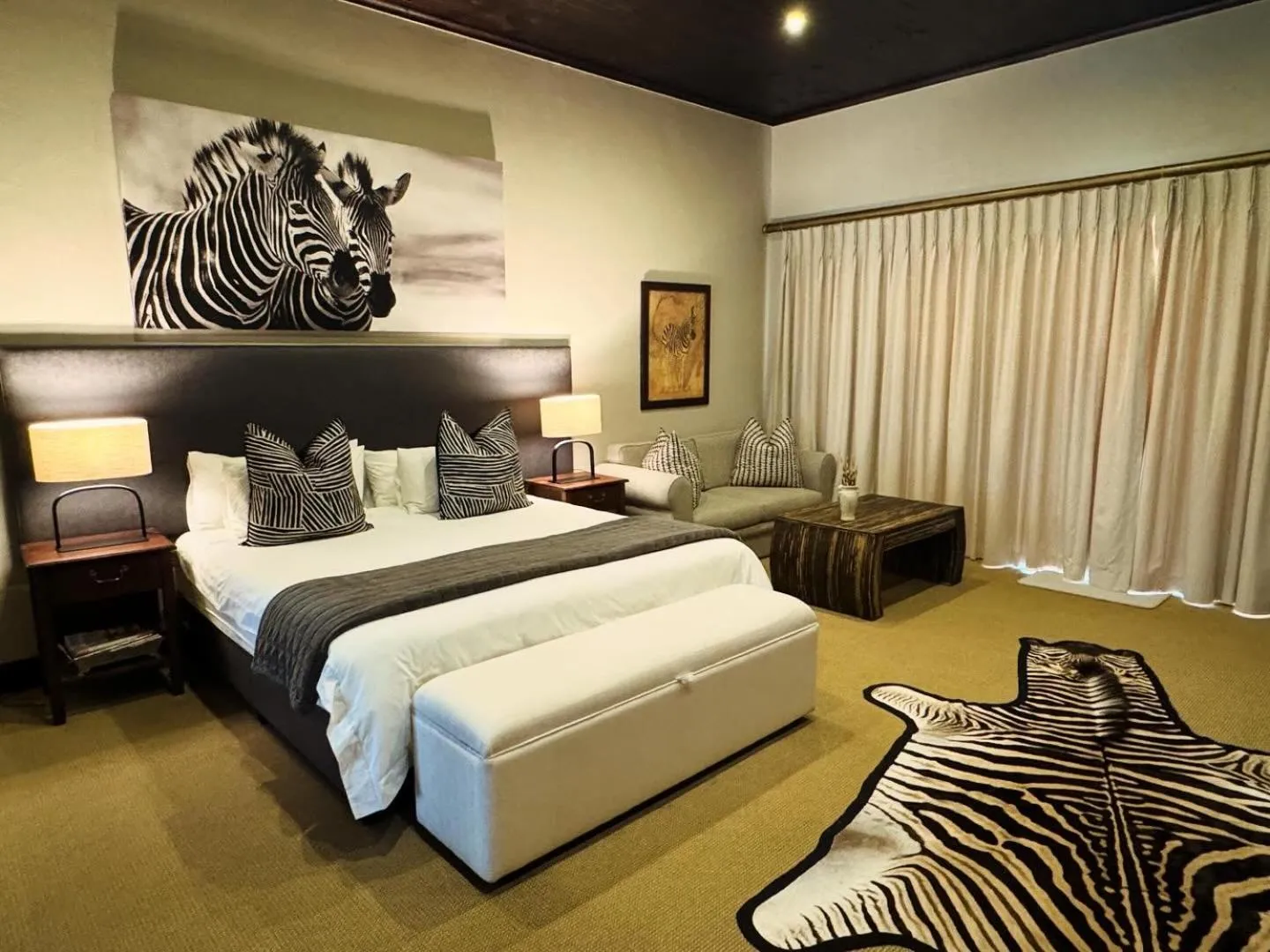 Bedroom, Bed in Swartberg Private Game Lodge