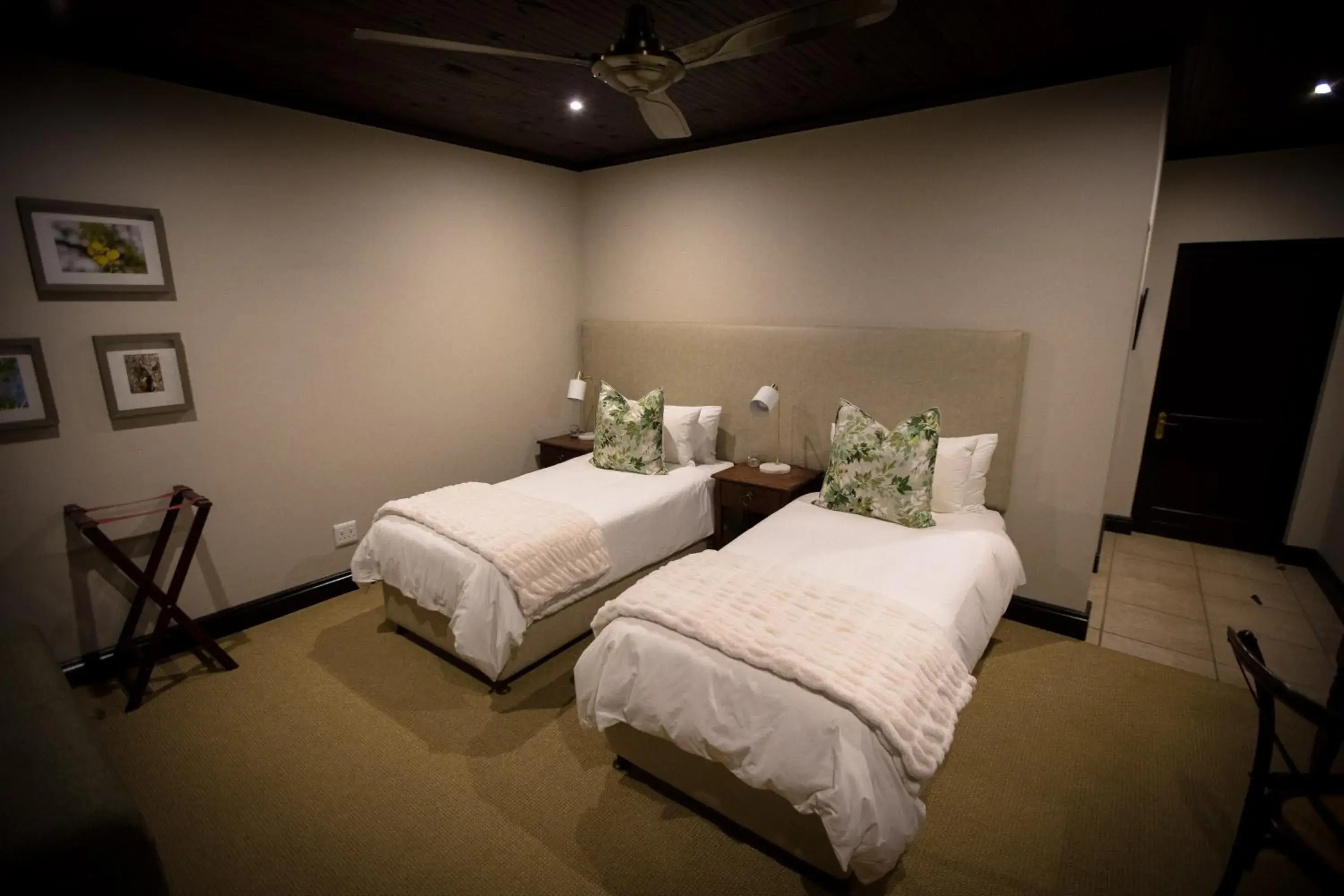 Twin Room with Mountain View - single occupancy in Swartberg Private Game Lodge Twin Room with Mountain View - single occupancy in Swartberg Private Game Lodge