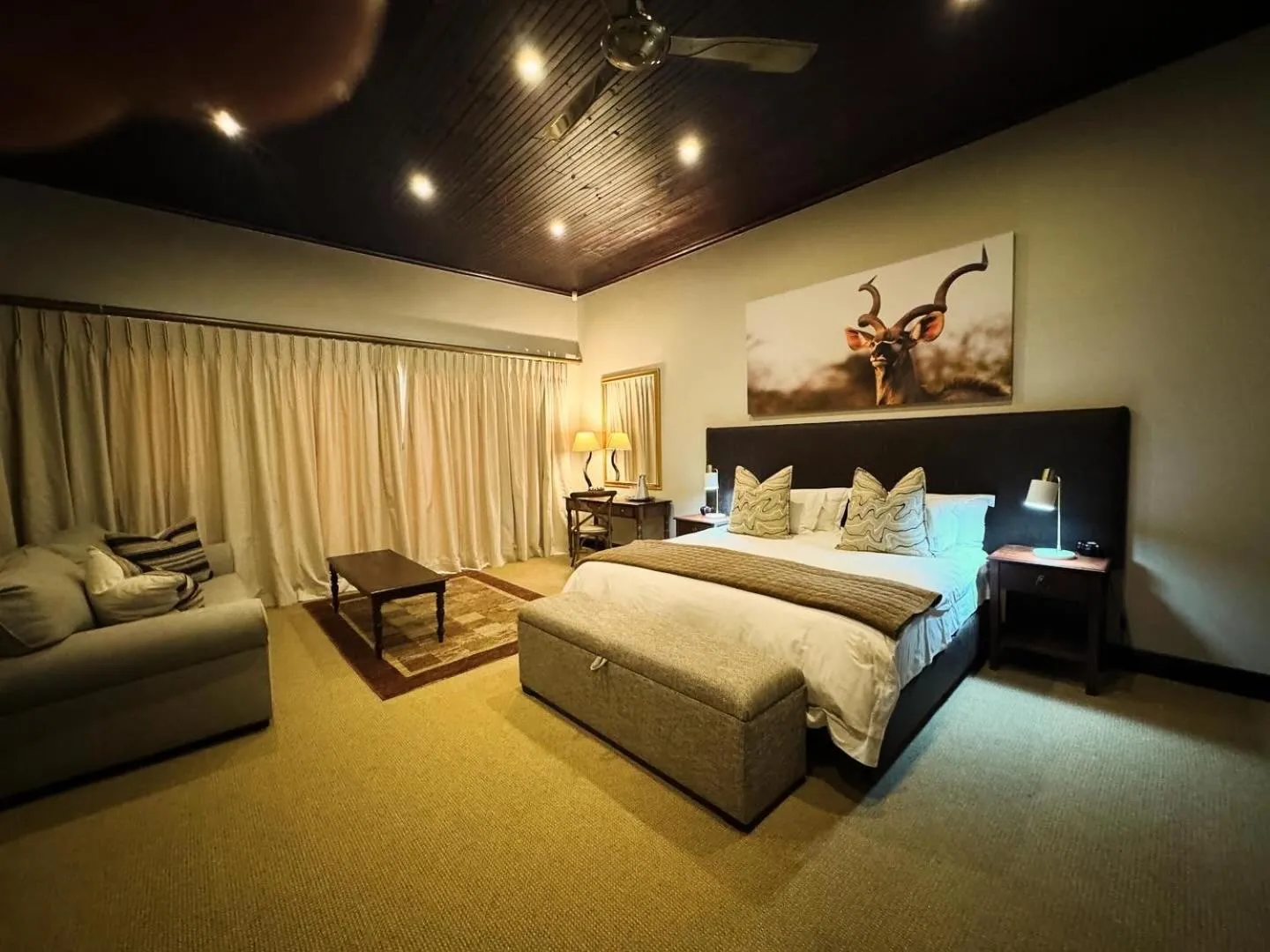 Bedroom, Bed in Swartberg Private Game Lodge