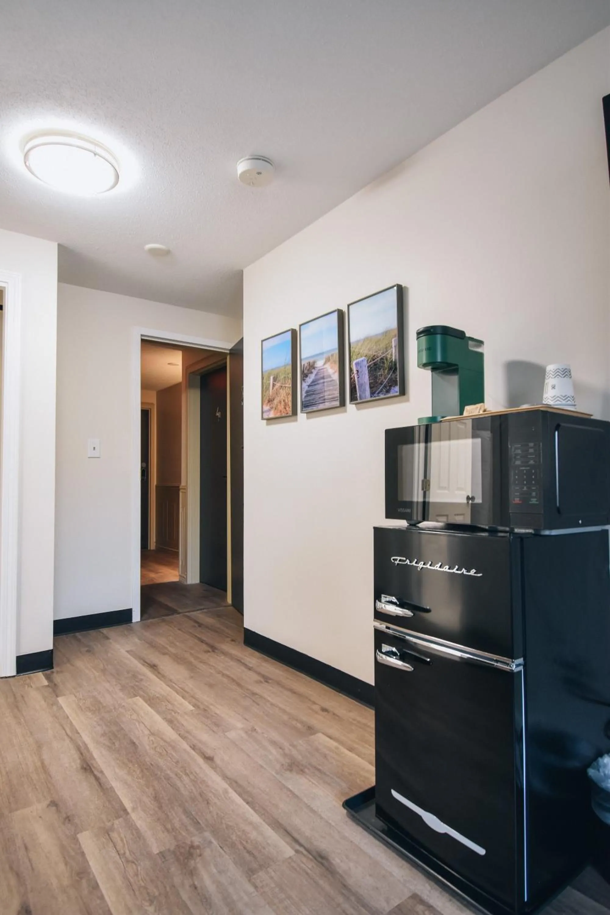 Coffee/tea facilities in Green Harbor Hotel