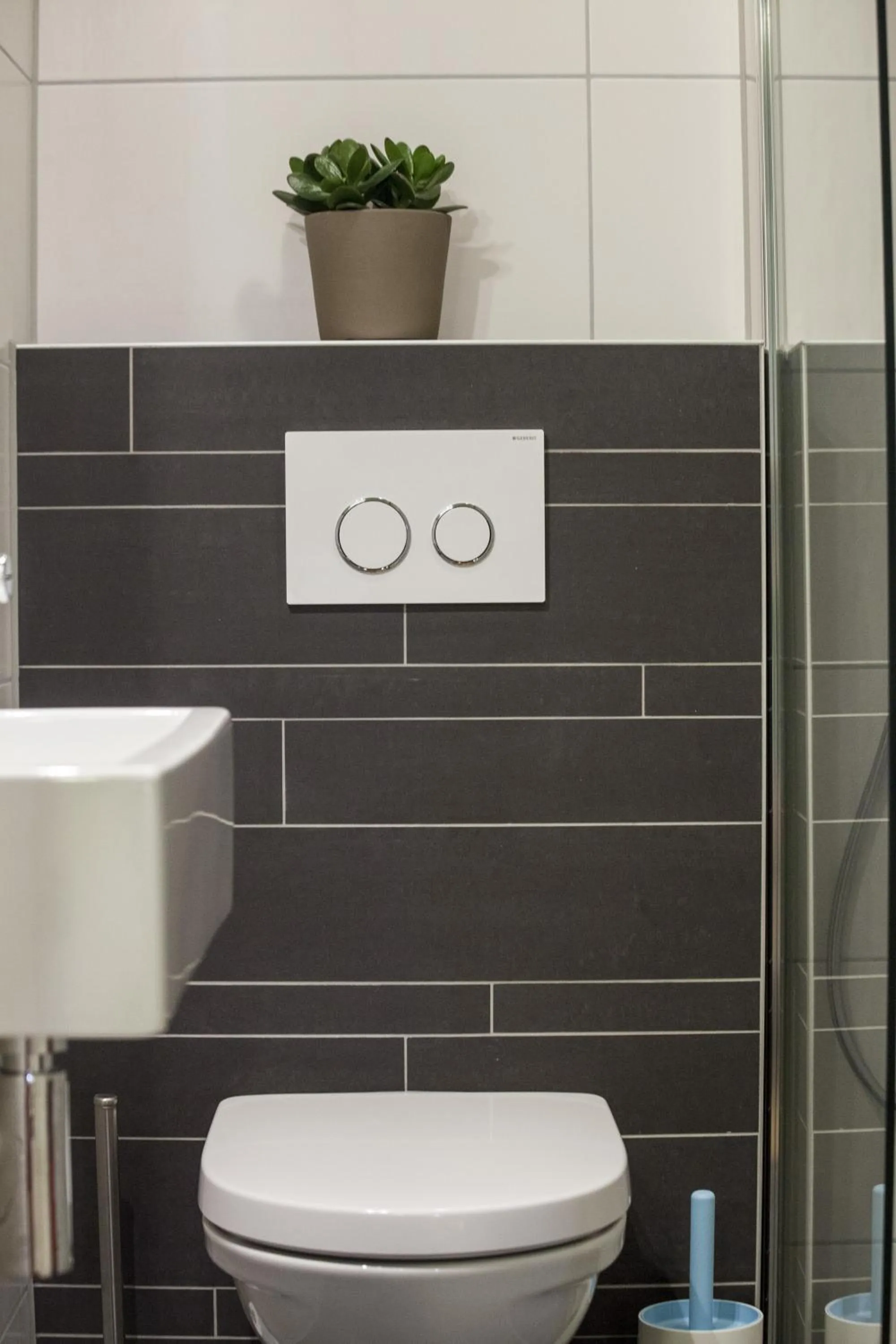 Bathroom in Kuwadro Guesthouse Jordaan