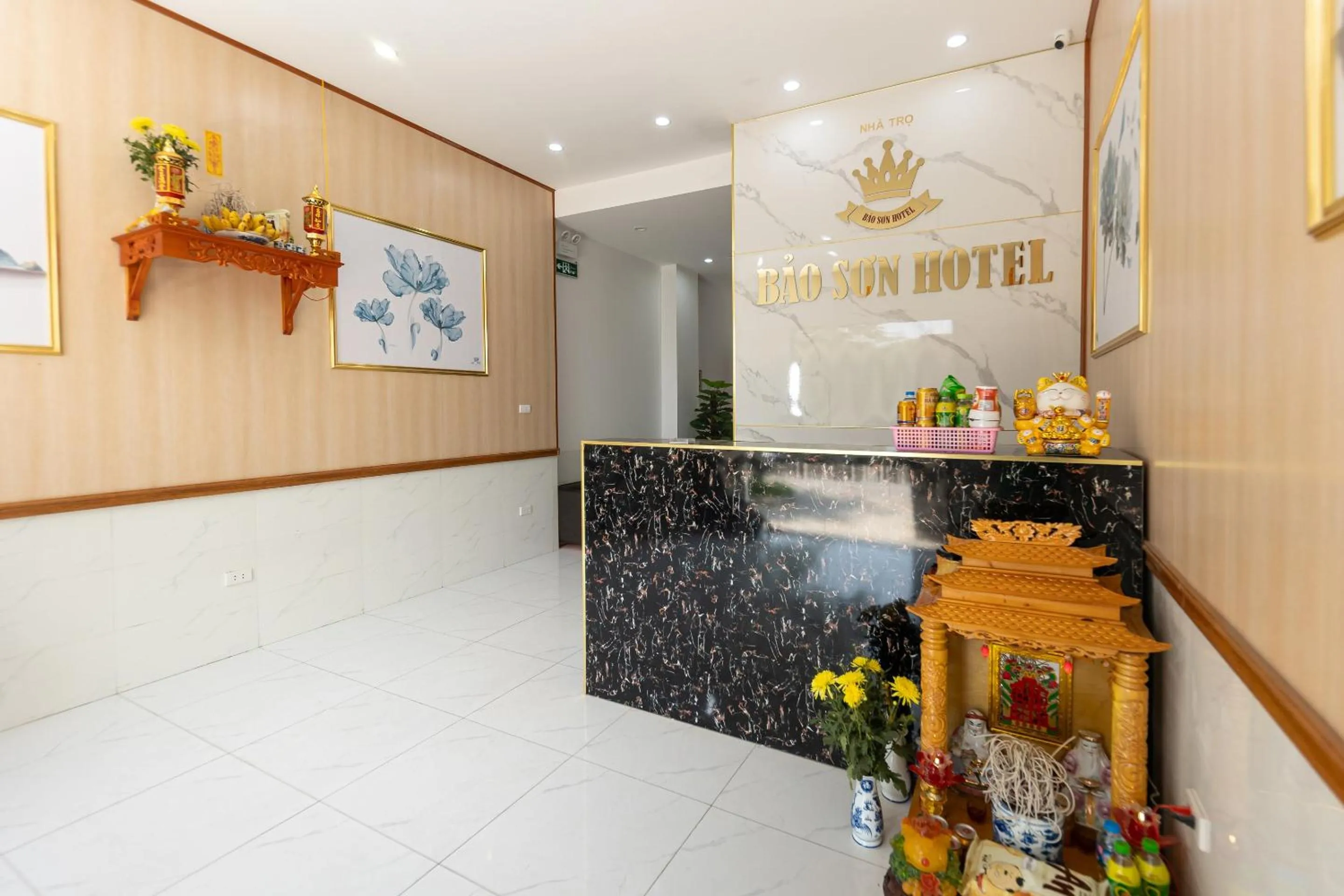 Lobby or reception in OYO 1238 Bao Son Hotel