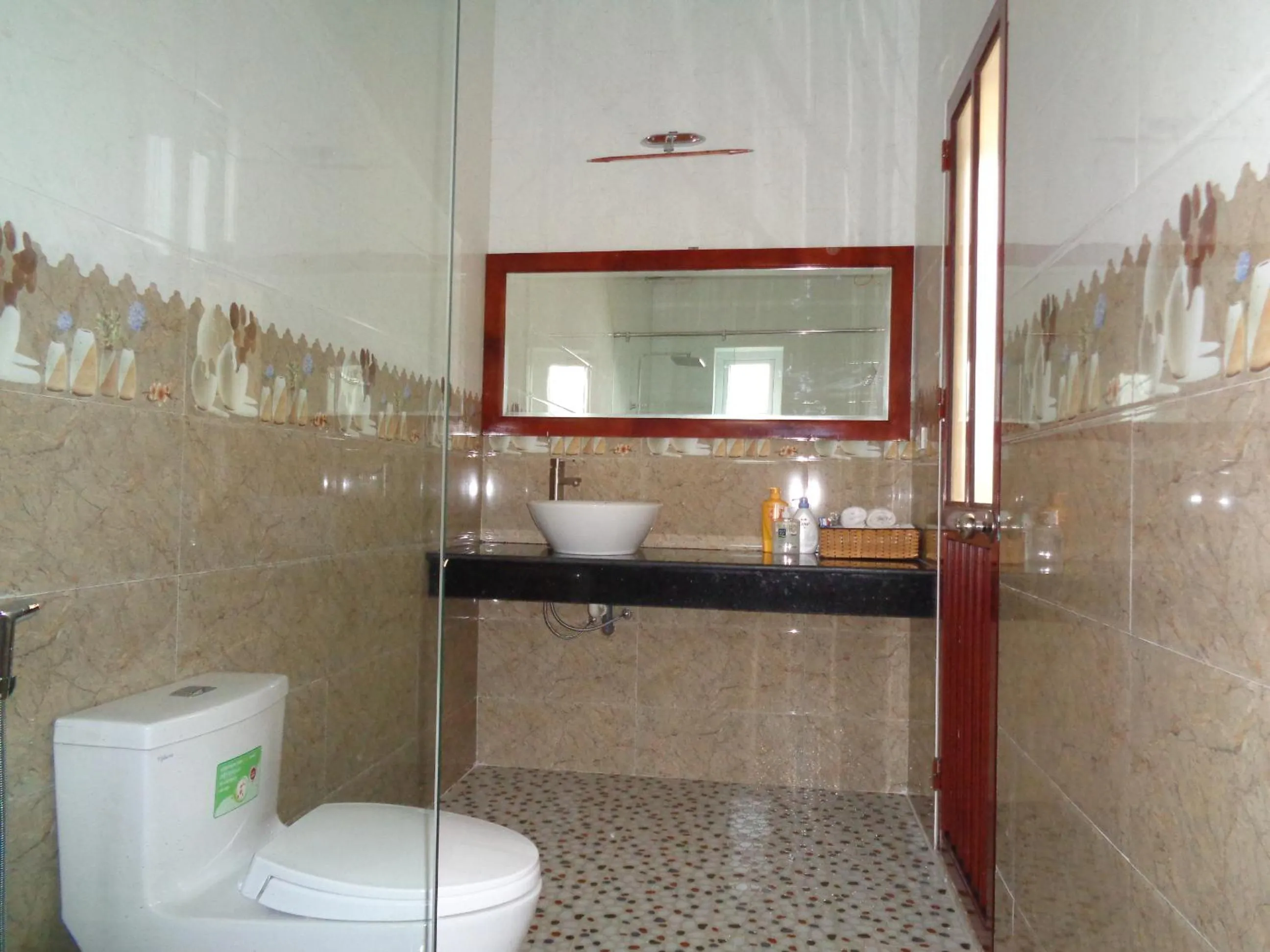 Shower in An Phu Homestay