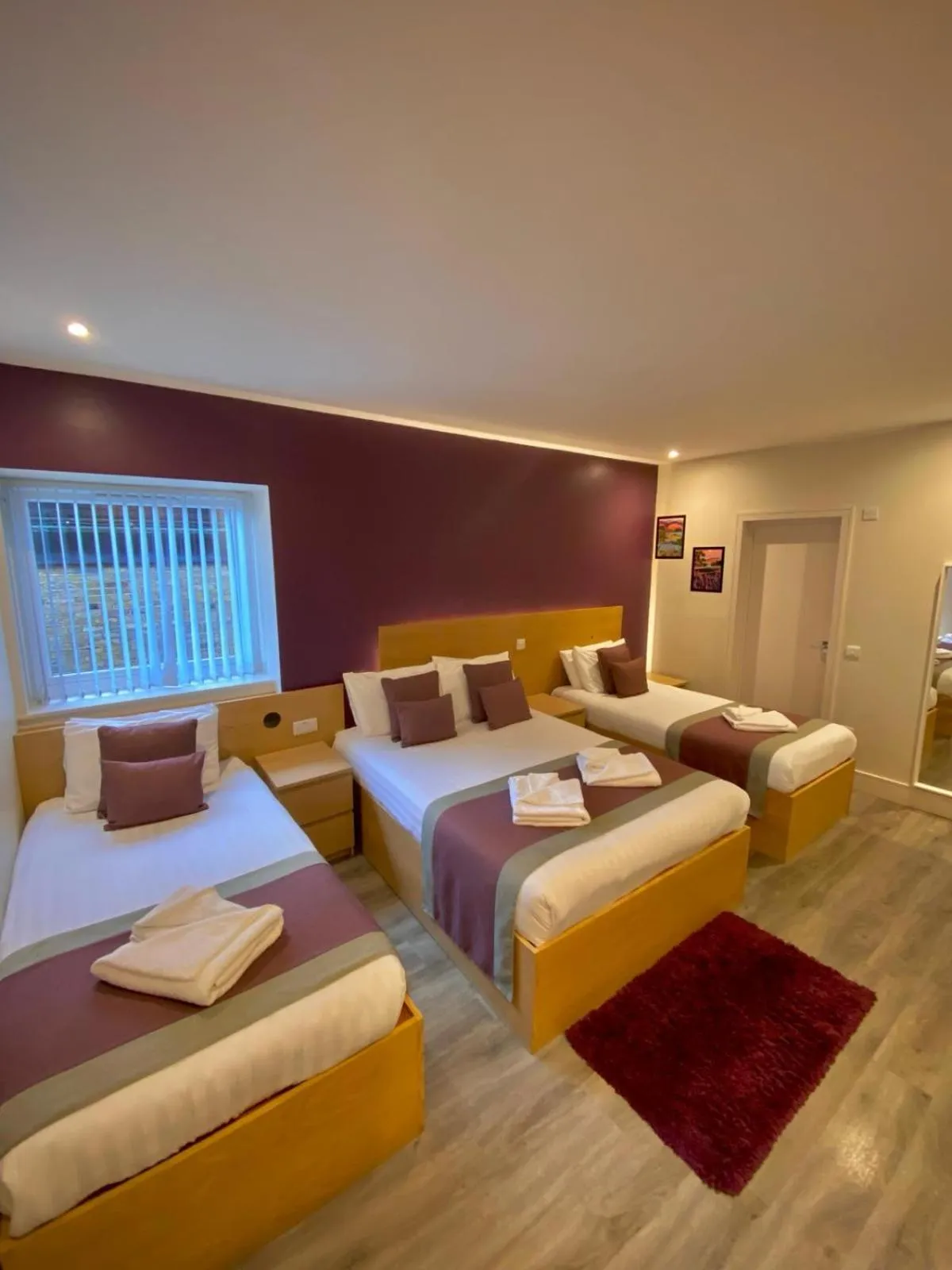 Bedroom, Bed in Holtwhites Hotel