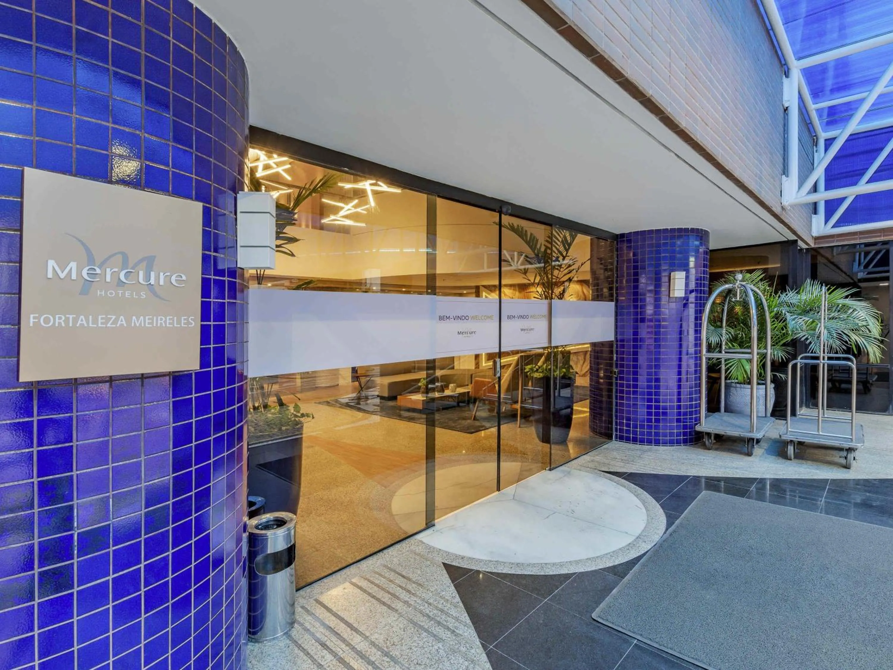 Facade/entrance in Mercure Fortaleza Meireles