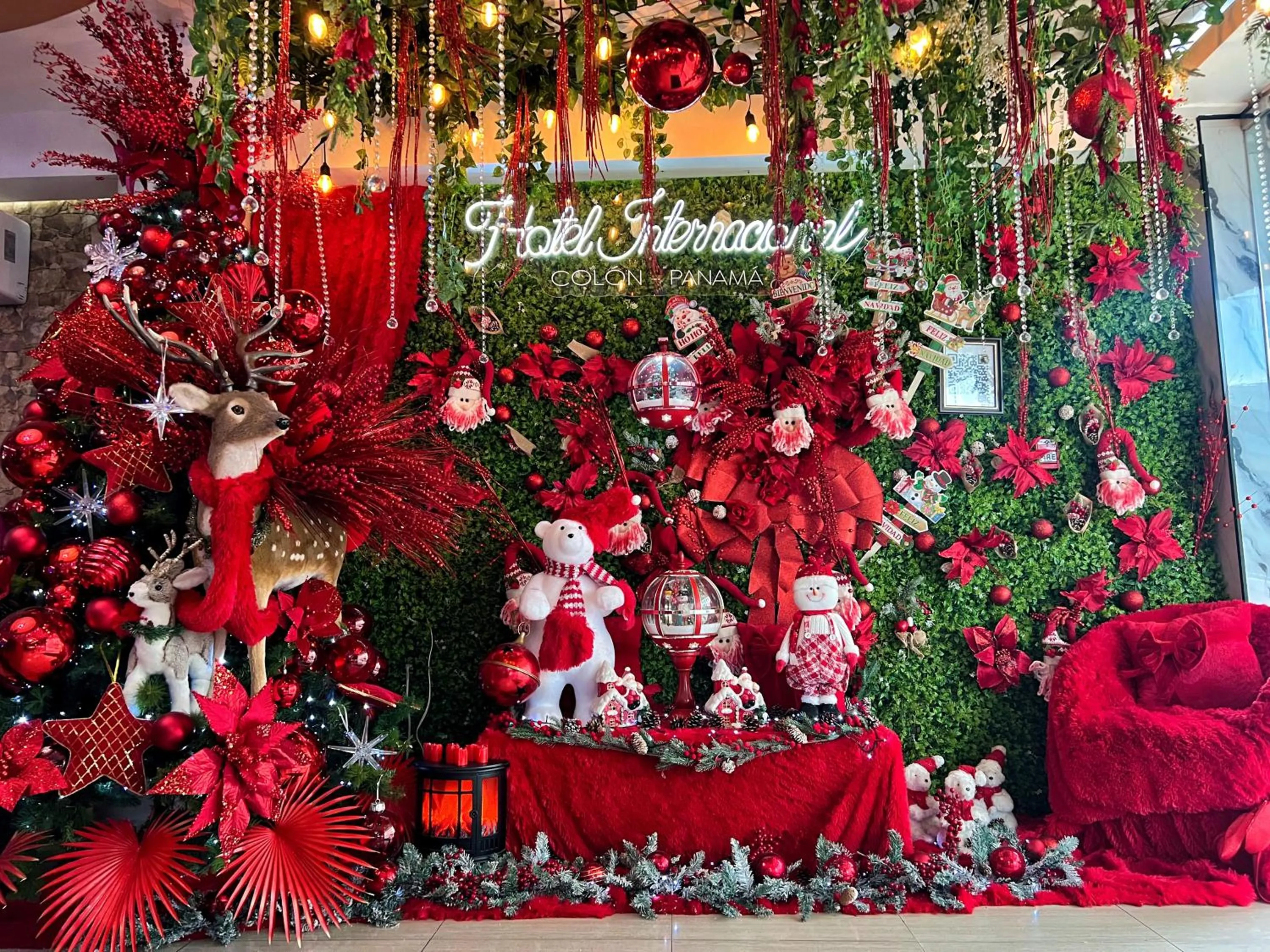 Property building in Hotel Internacional de Colón