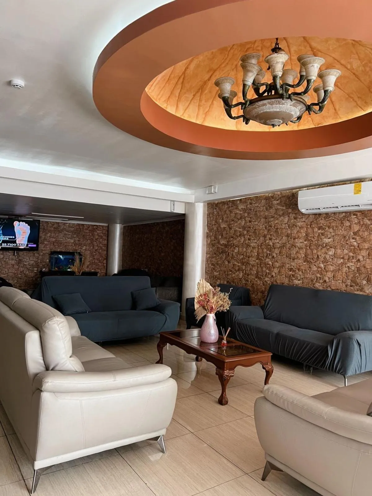 Lobby or reception in Hotel Internacional de Colón