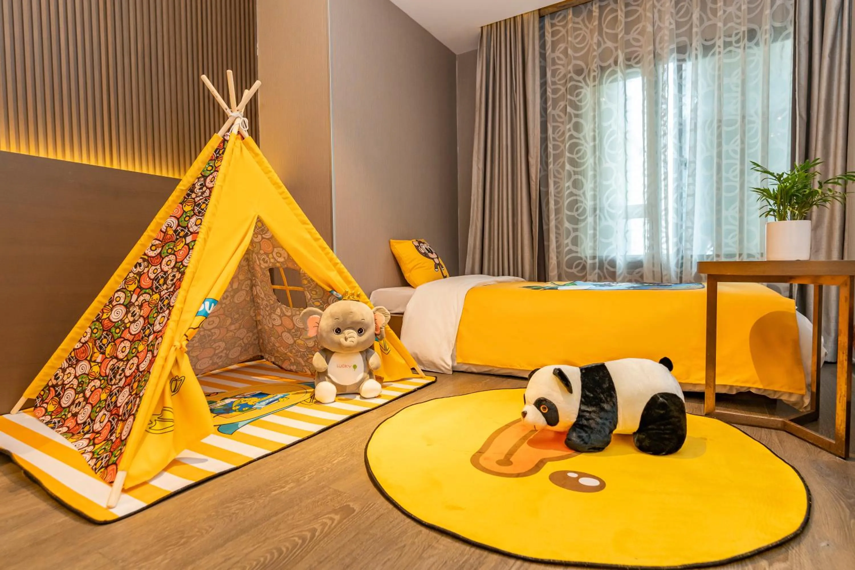 Bed in Atour X Hotel West Nanjing Road