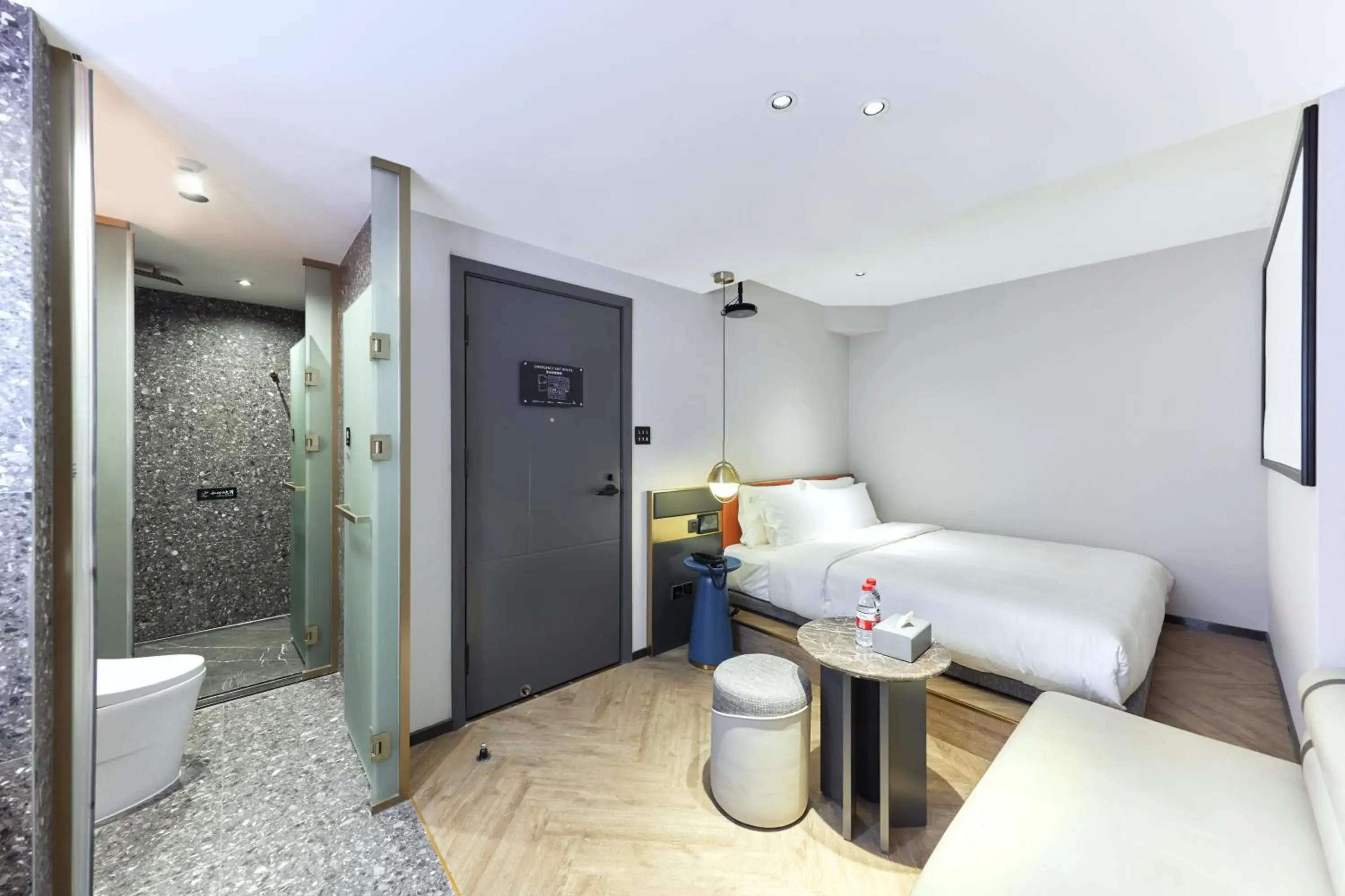 Projection King Room XL in M Hotel - Beijing Tiananmen Square Qianmen Subway Station Projection King Room XL in M Hotel - Beijing Tiananmen Square Qianmen Subway Station