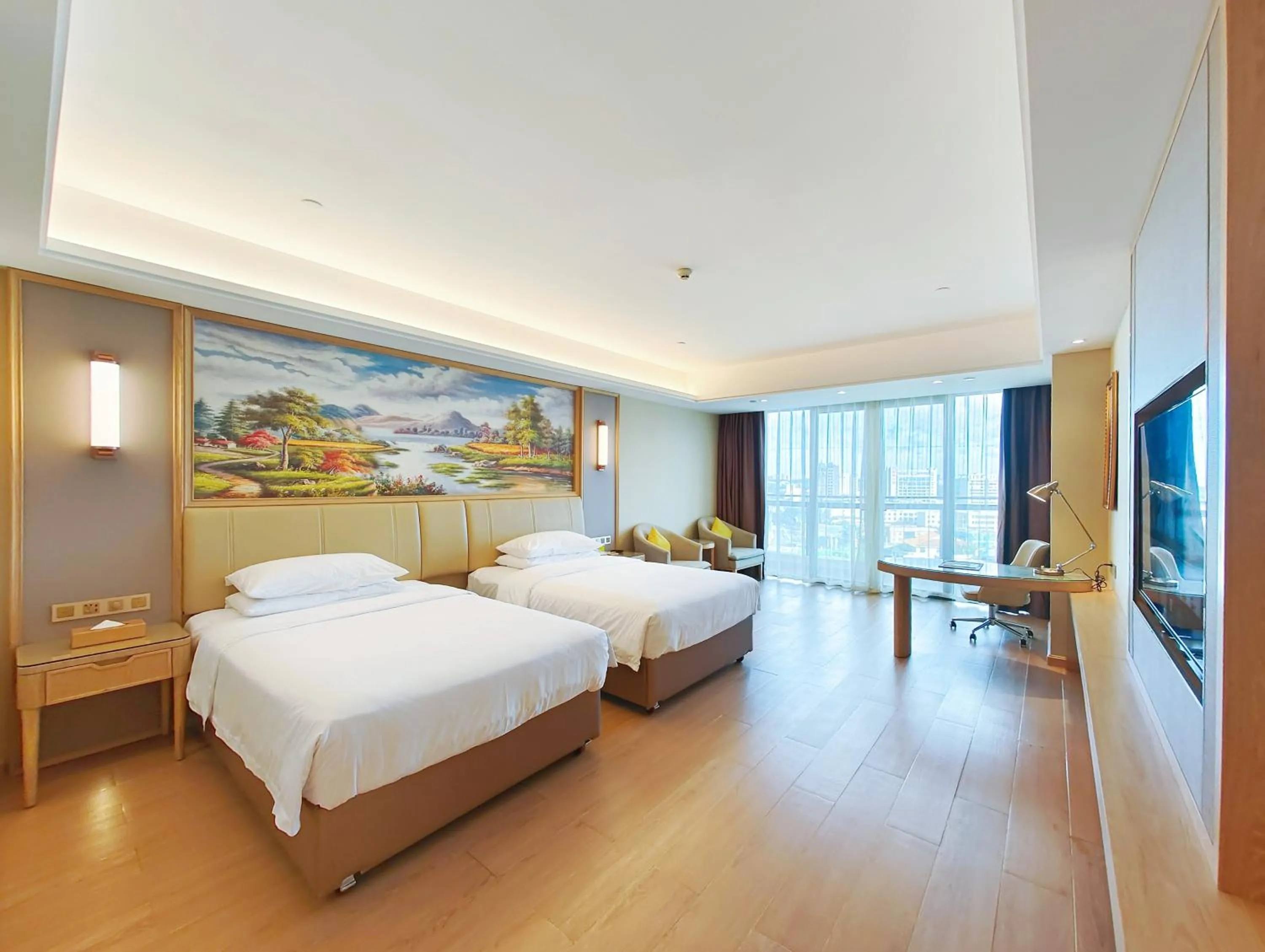 Bedroom, Bed in Vienna International Hotel Wenchang