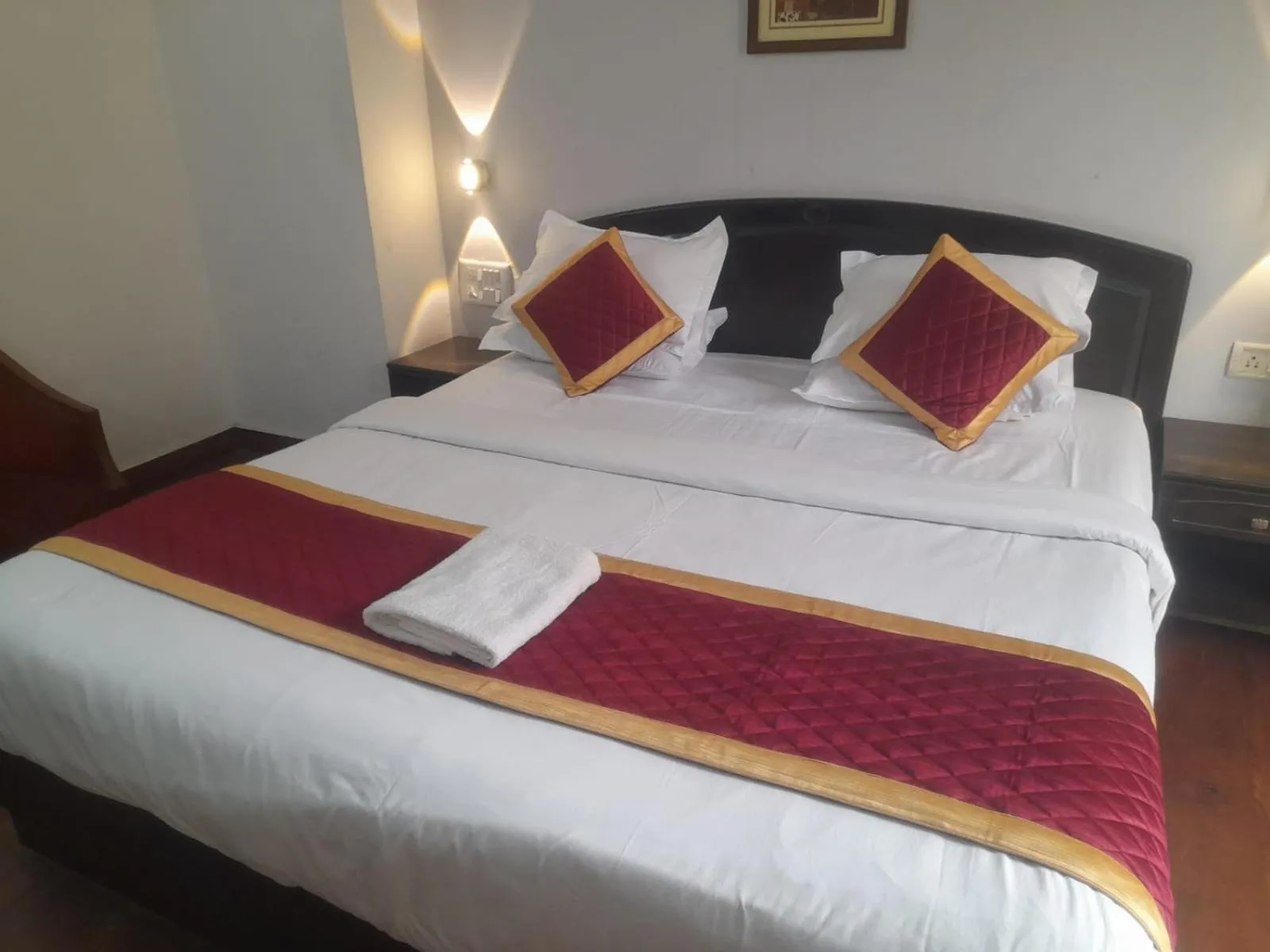 Bed in Hotel Prestige INN