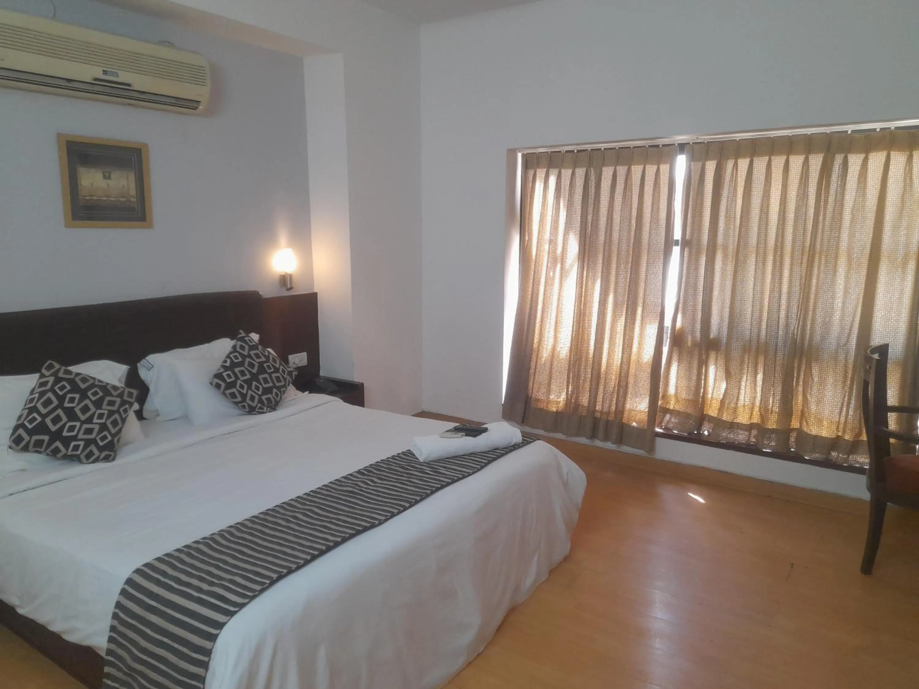 Bed in Hotel Prestige INN