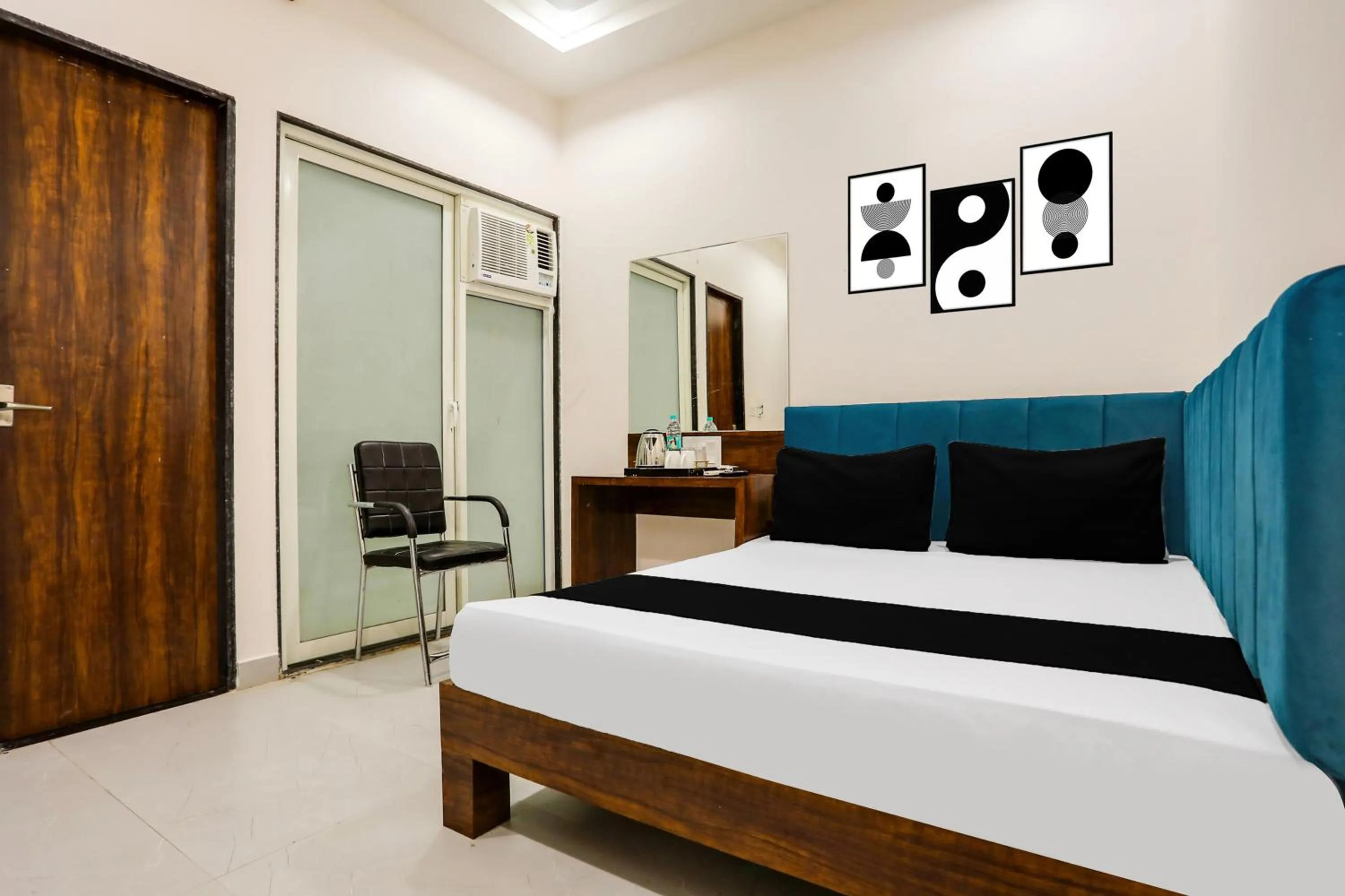 Bedroom, Bed in Hotel O Kota Railway Junction Formerly Formerly Aagam Inn