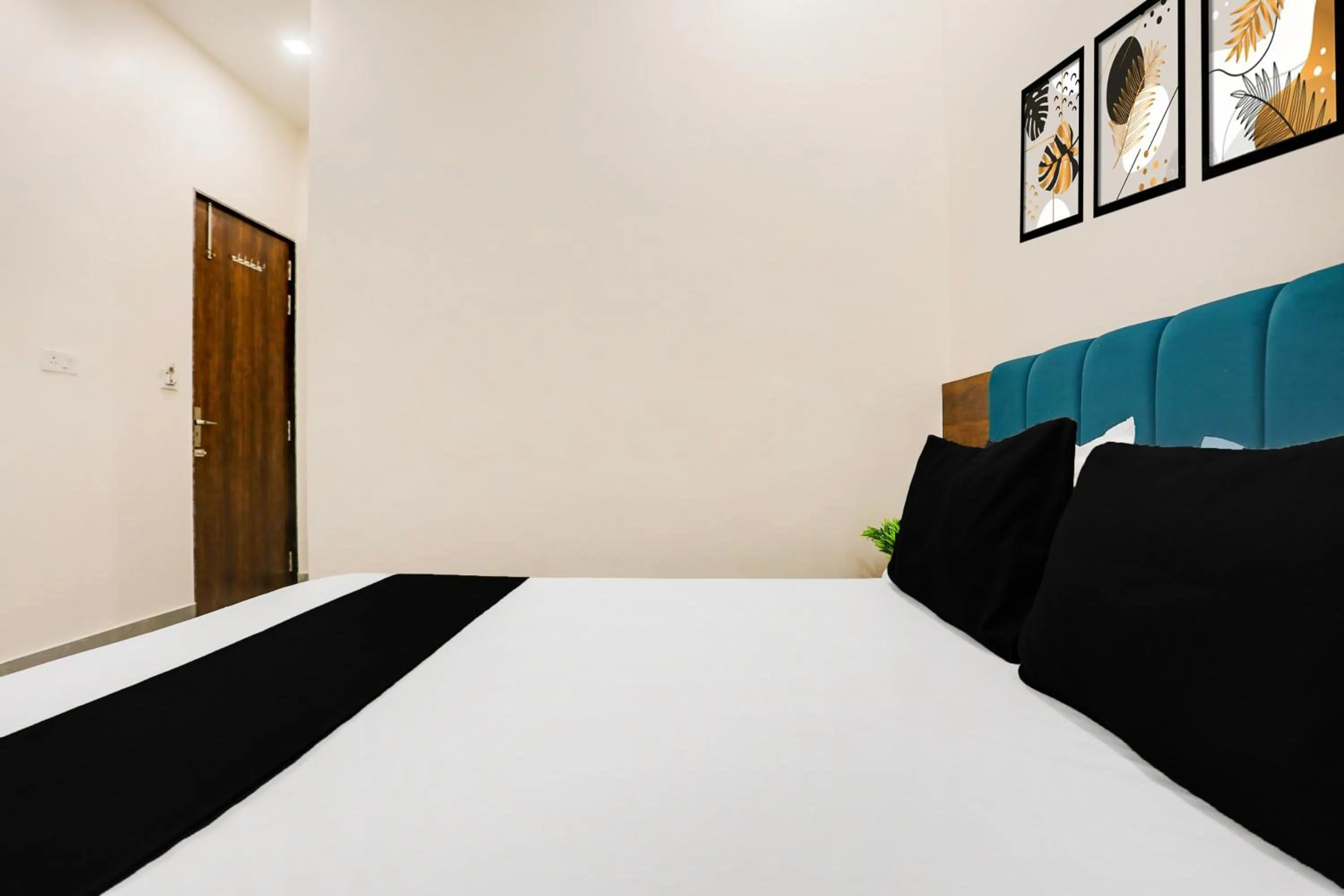 Bedroom, Bed in Hotel O Kota Railway Junction Formerly Formerly Aagam Inn