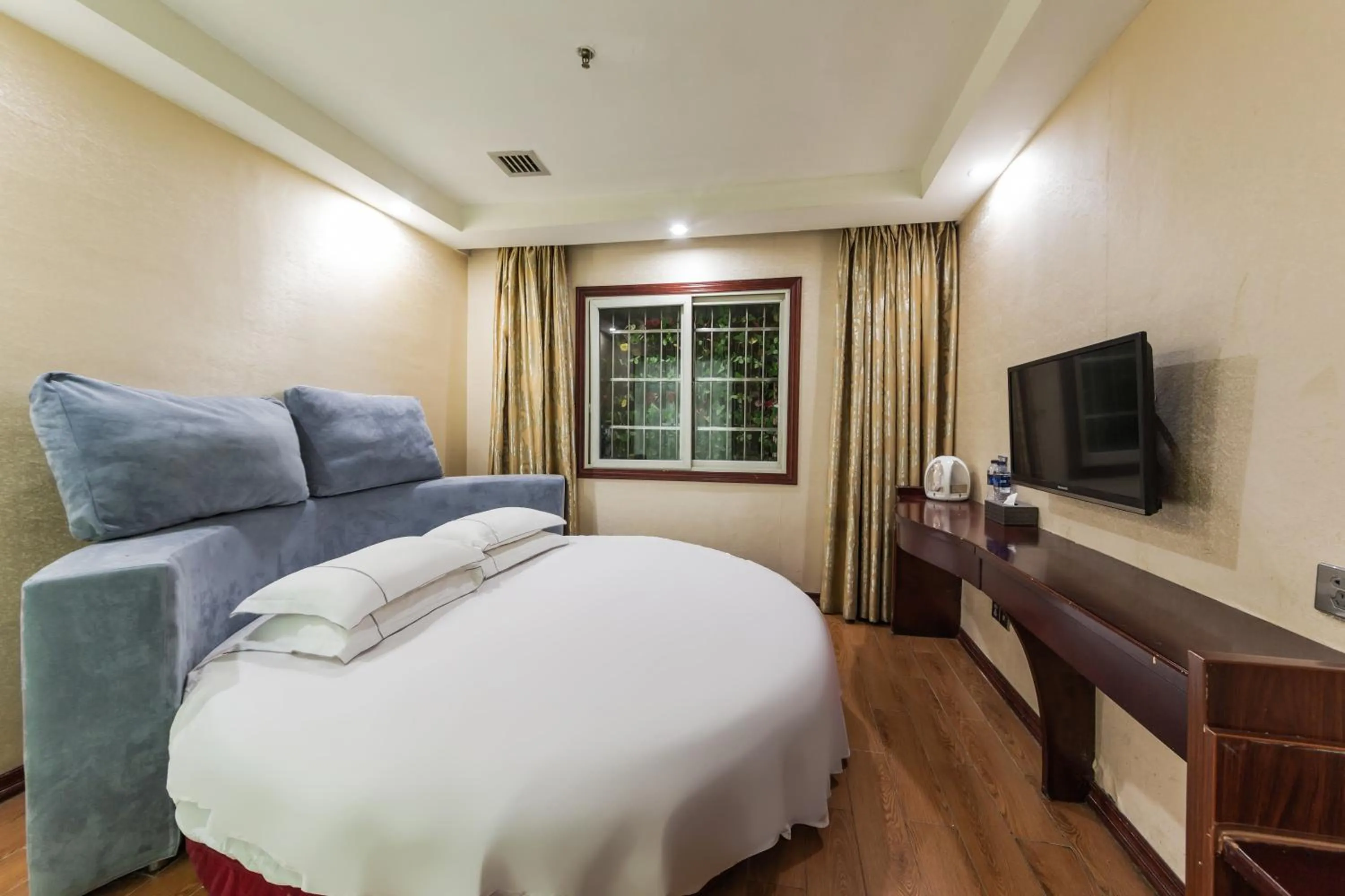 Yimi Hotel Guangzhou Pazhou Convention and Exhibition Center Chigang