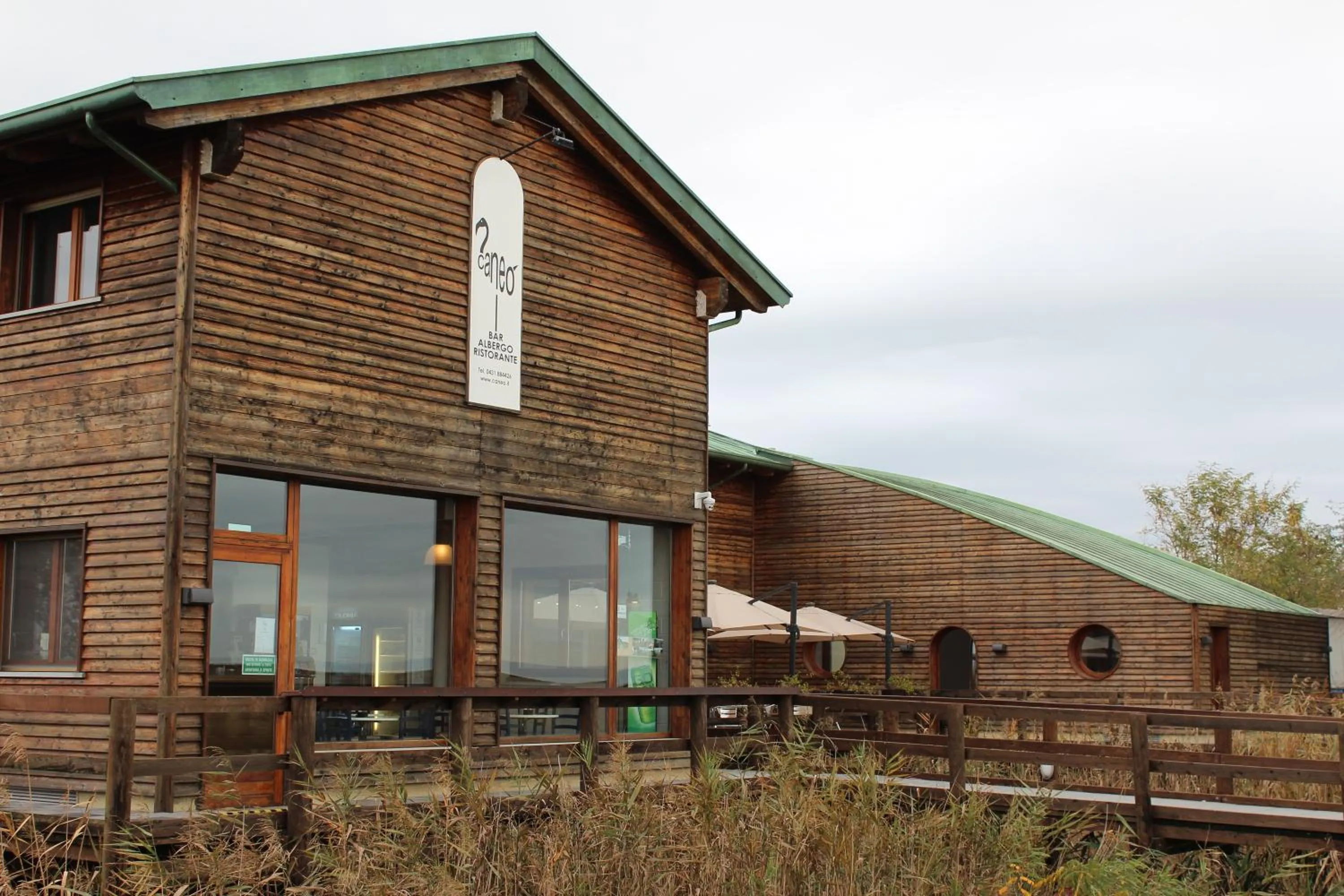 Property building in Hotel Caneo