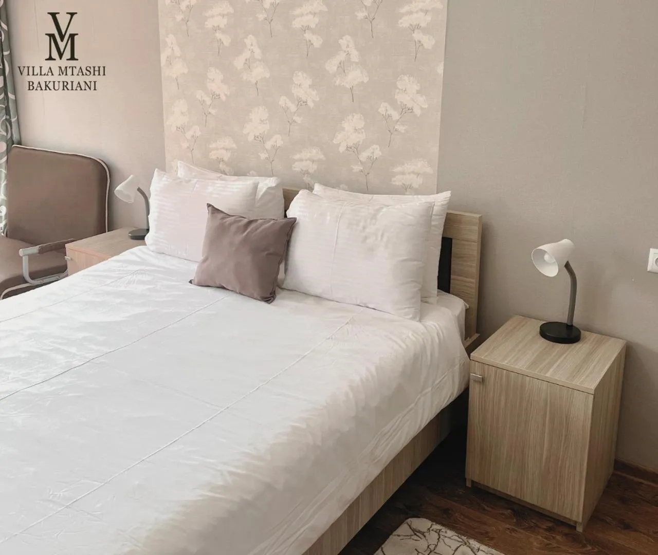 Bedroom, Bed in Villa Mtashi