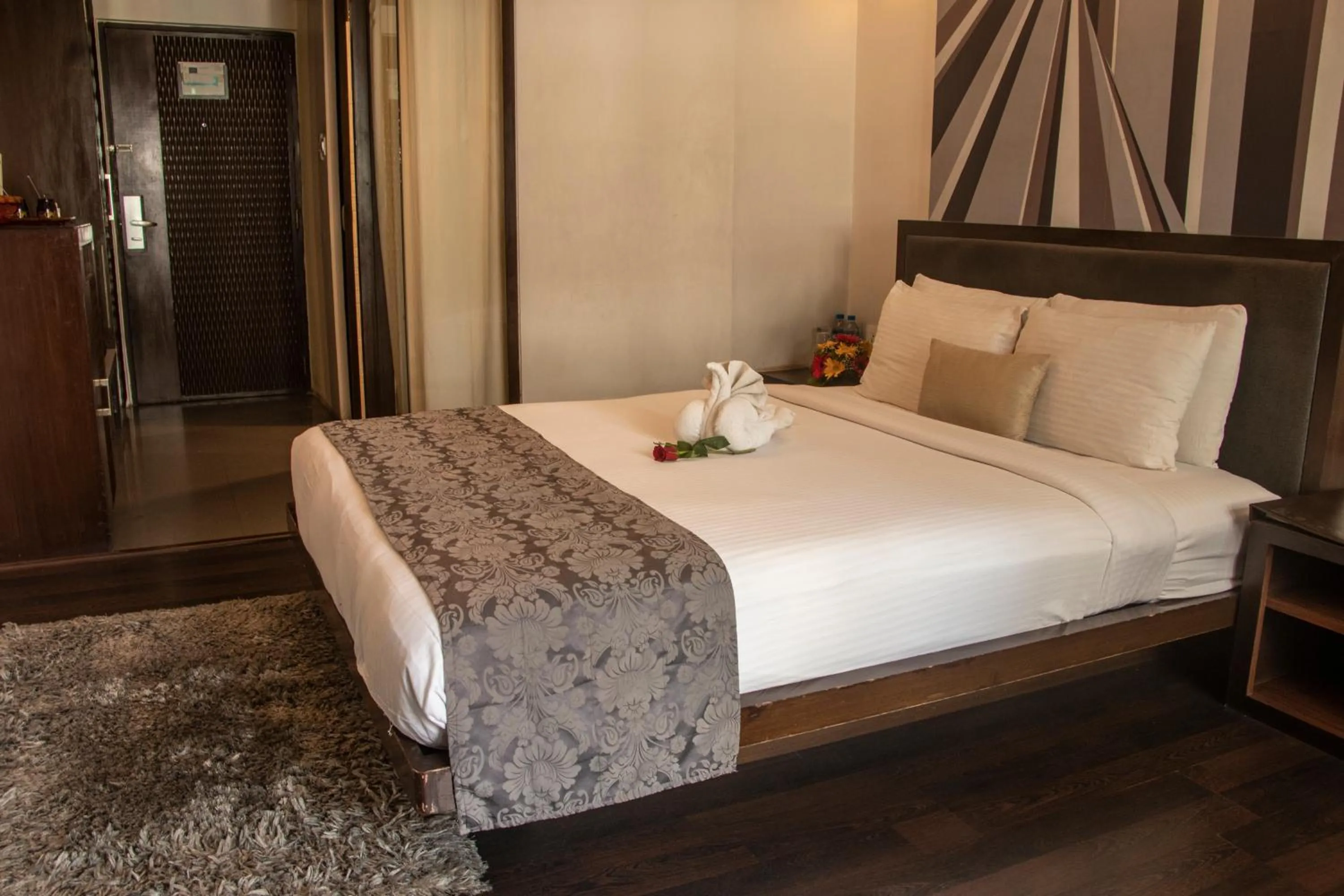 Bed in Park Prime Kolkata
