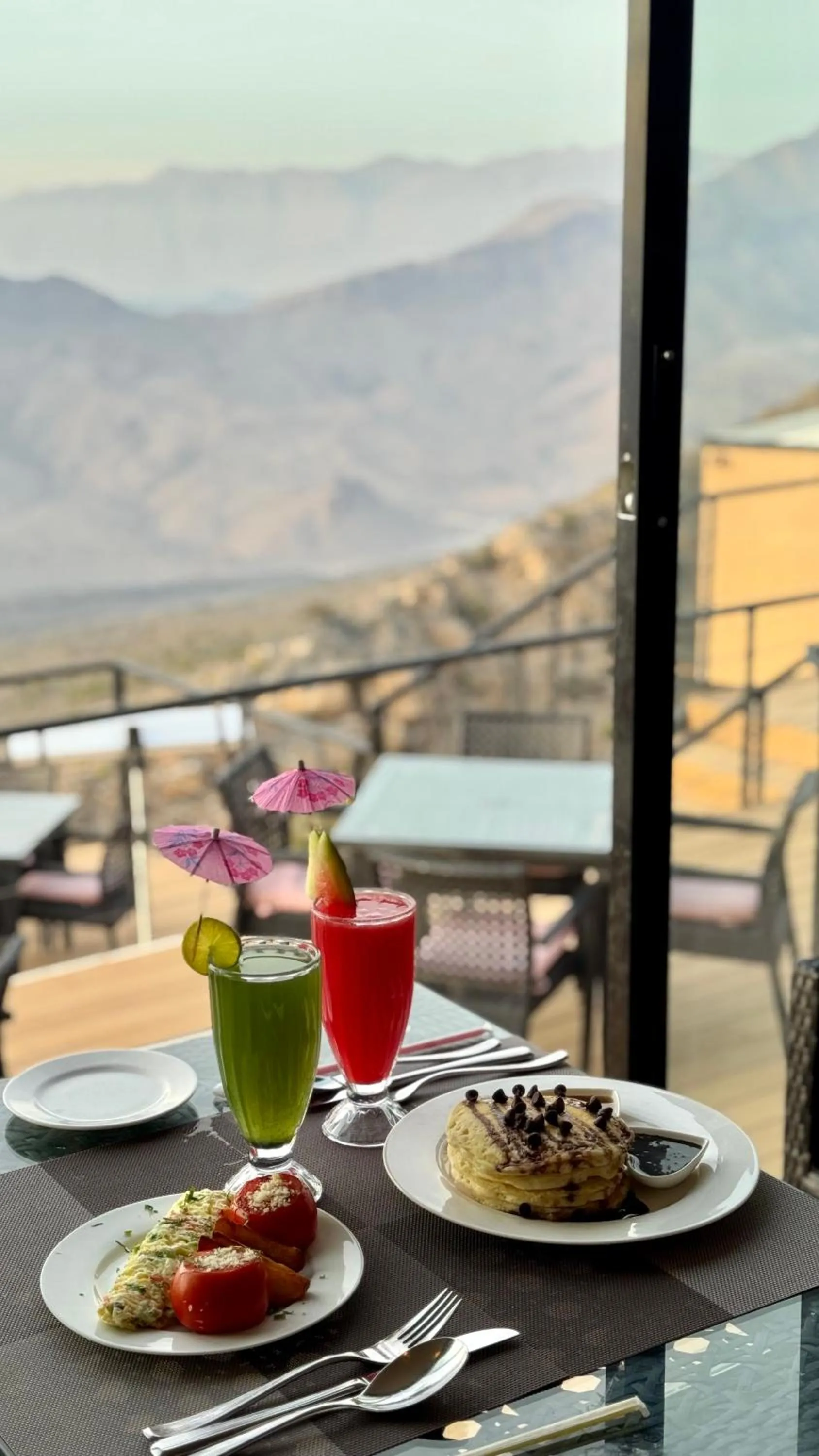 Food and drinks in The View