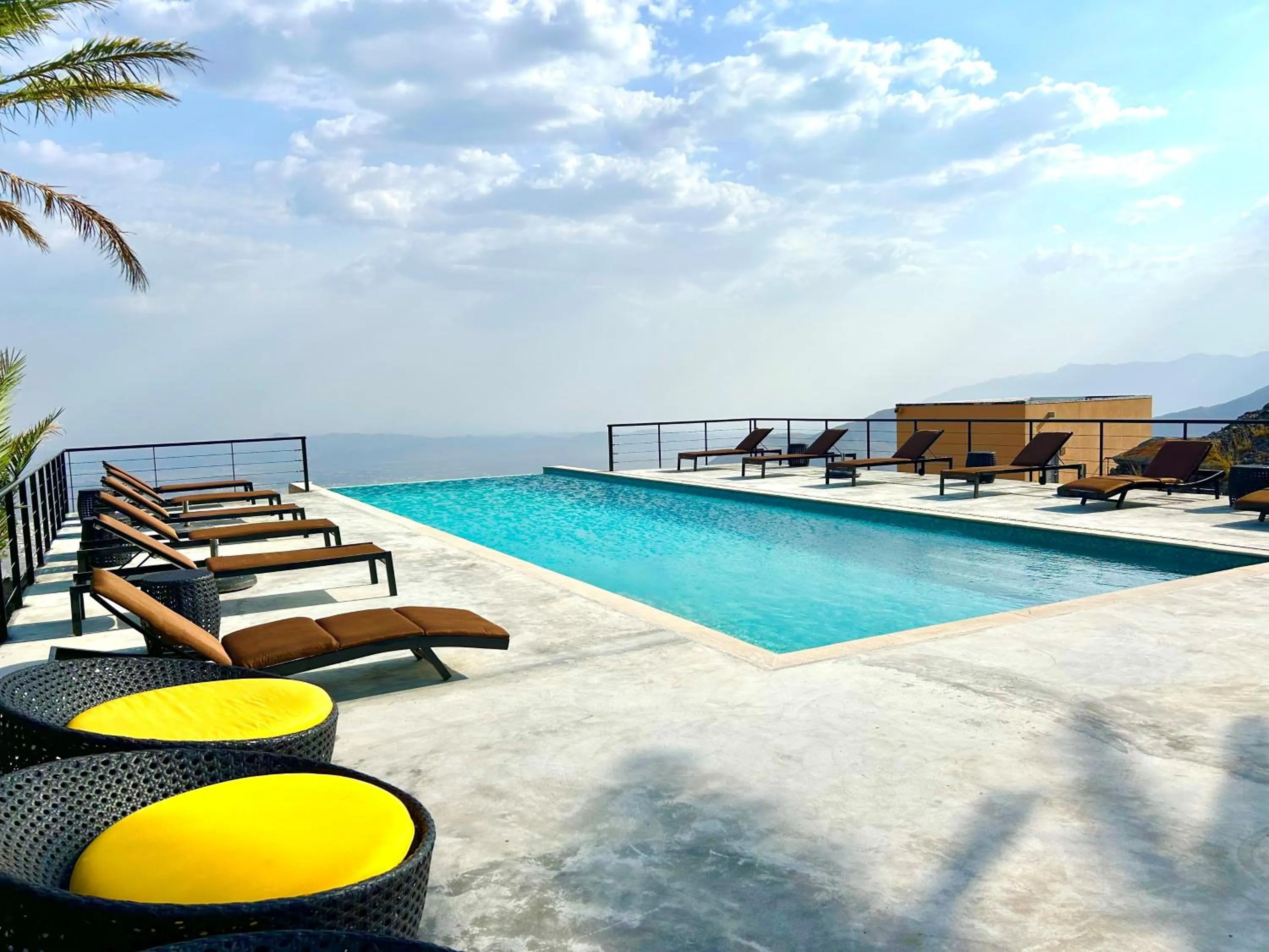 Swimming pool in The View