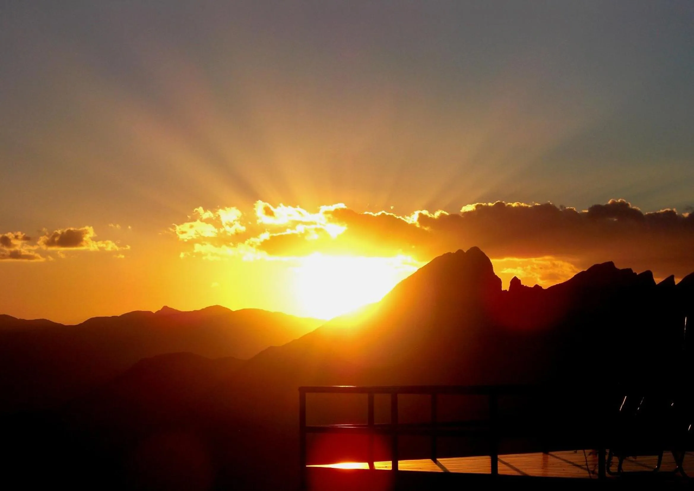 Restaurant/places to eat in The View