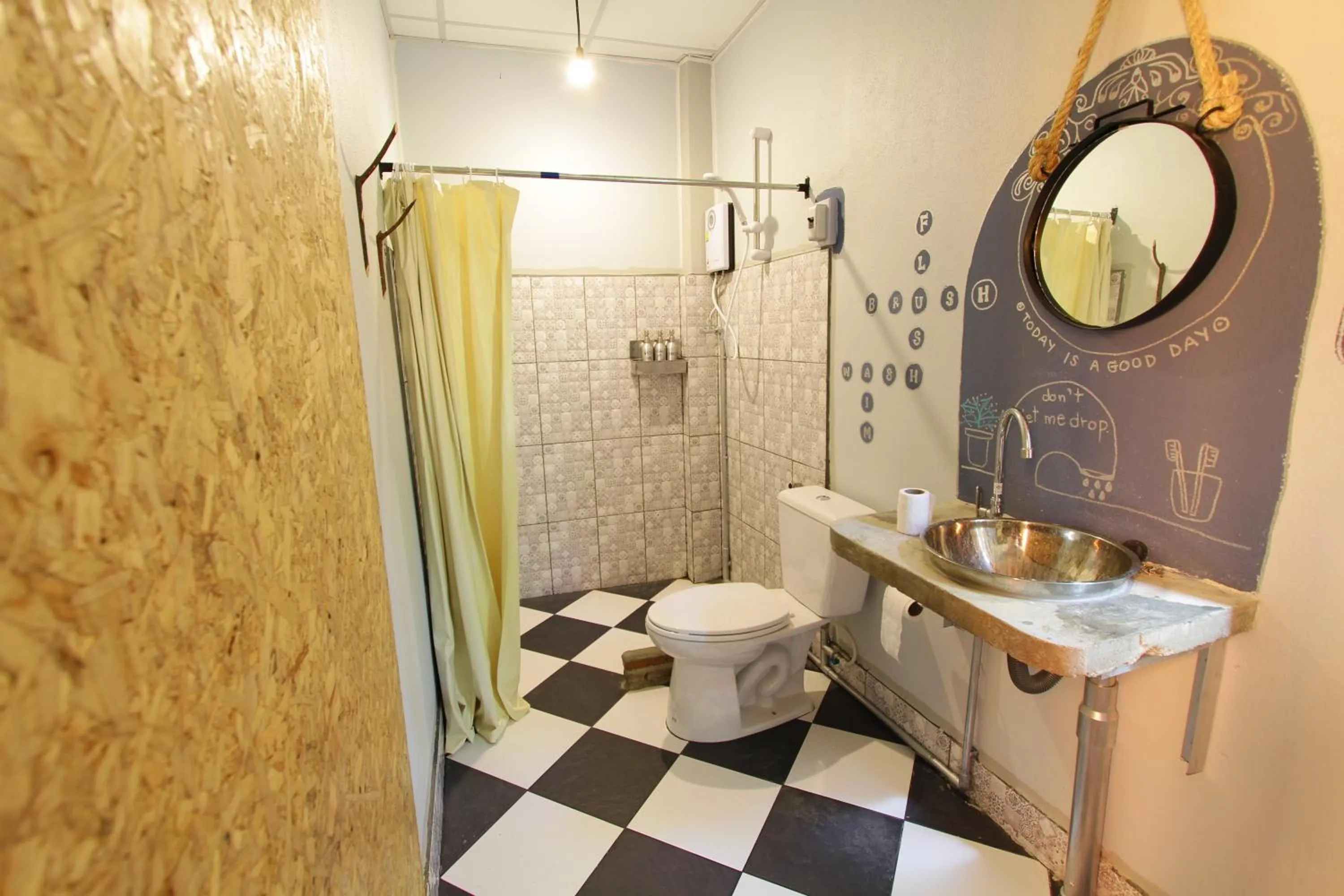 Bathroom in Above The Sea Maesariang