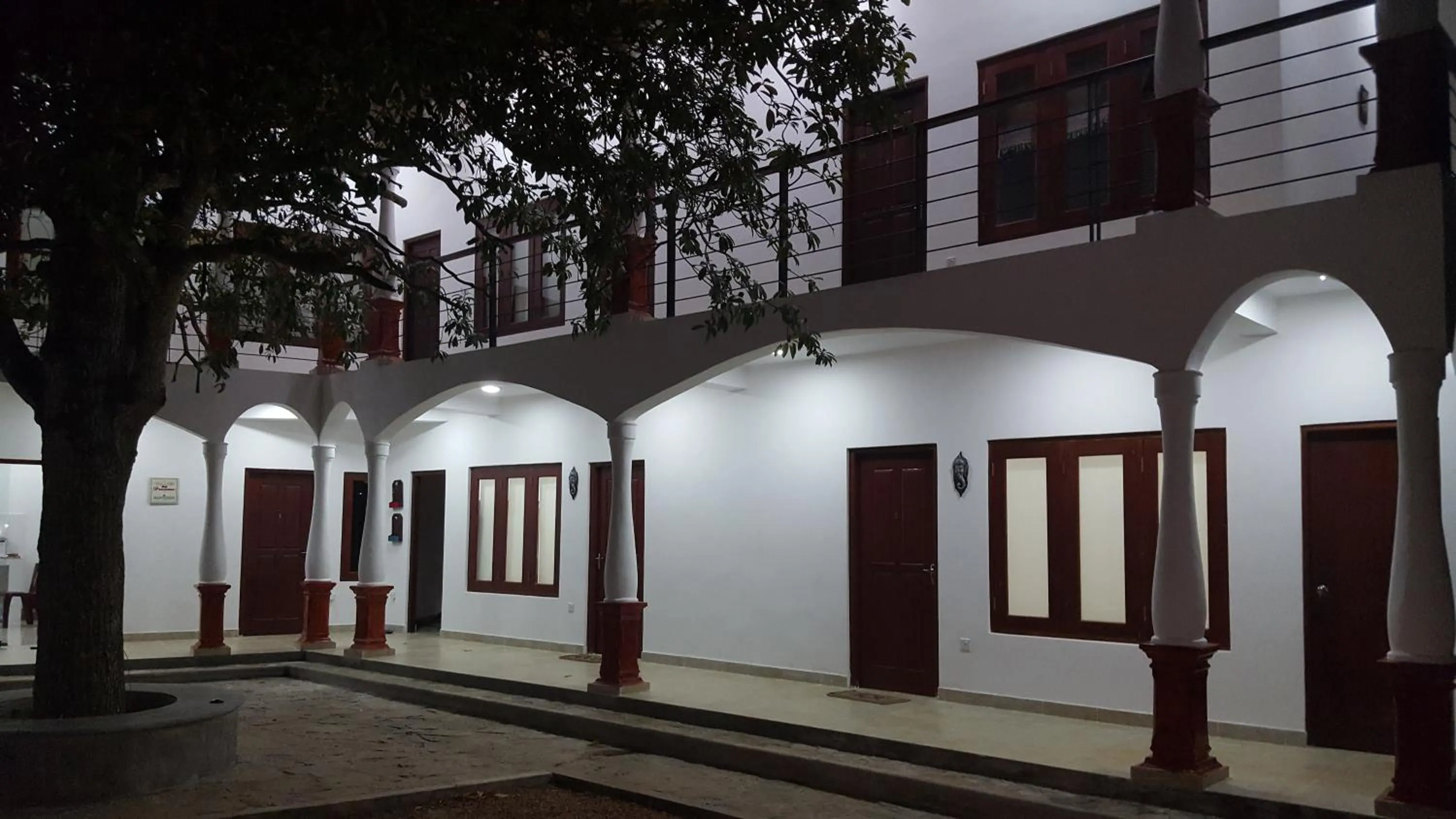 Property building, Facade/Entrance in Lucas