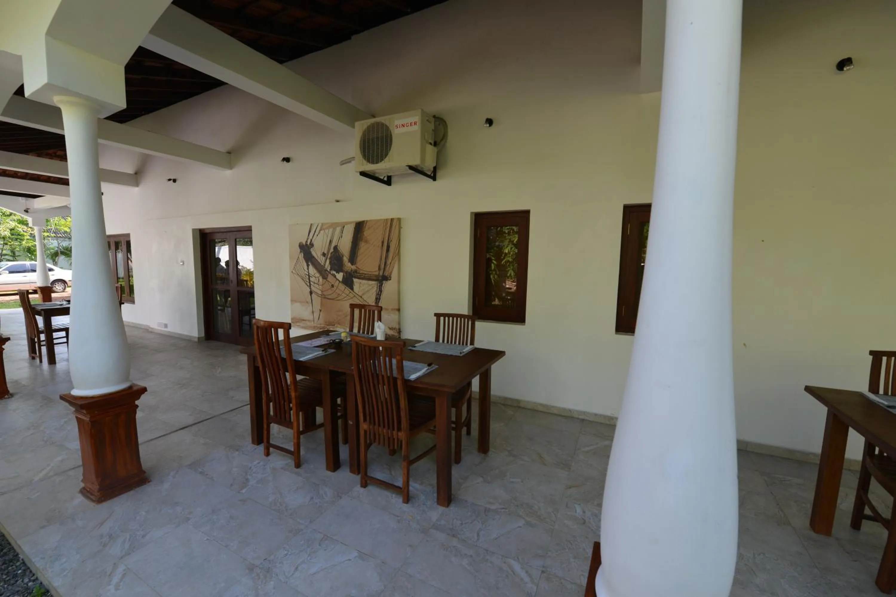 Restaurant/places to eat, Dining Area in Lucas