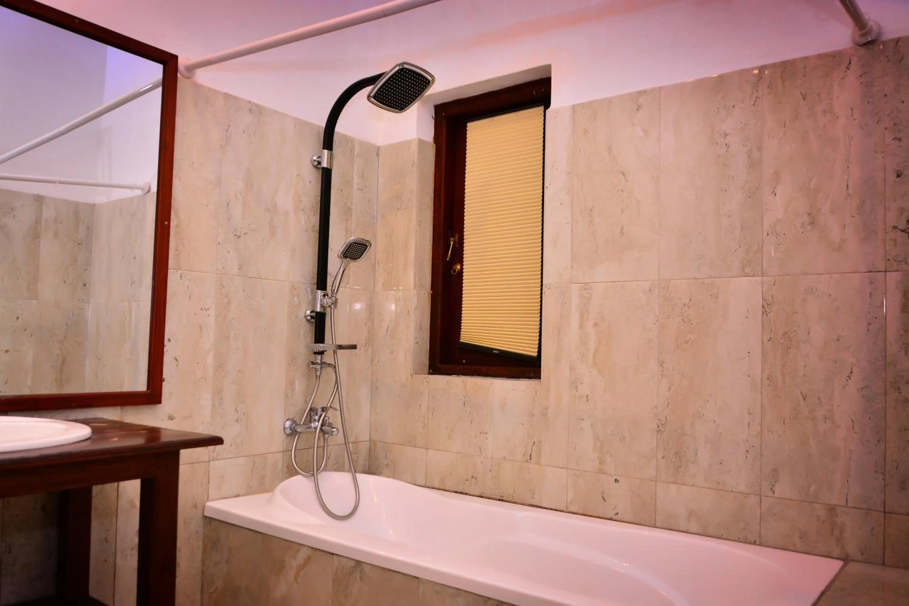 Hot Tub, Bathroom in Lucas