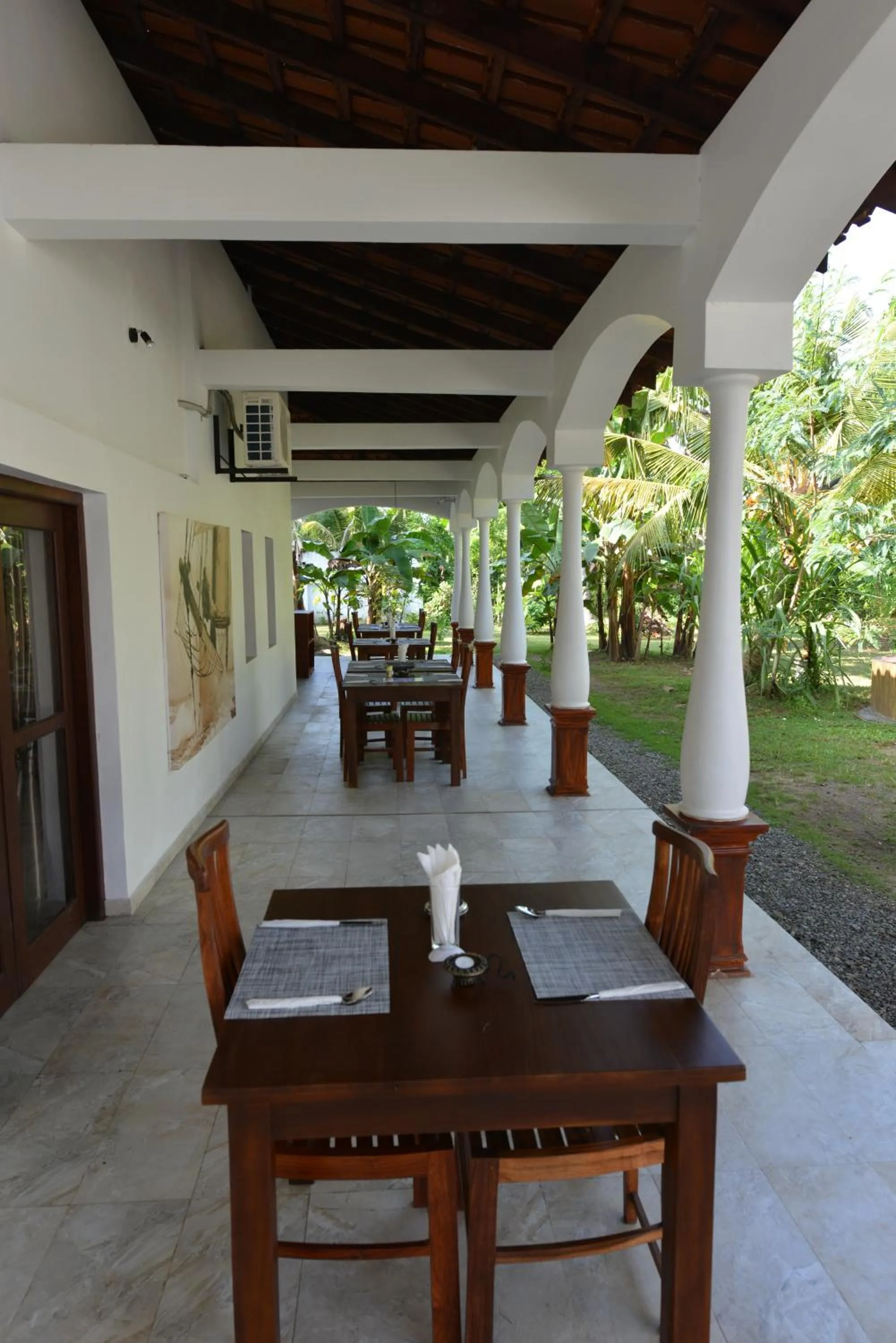 Restaurant/places to eat in Lucas