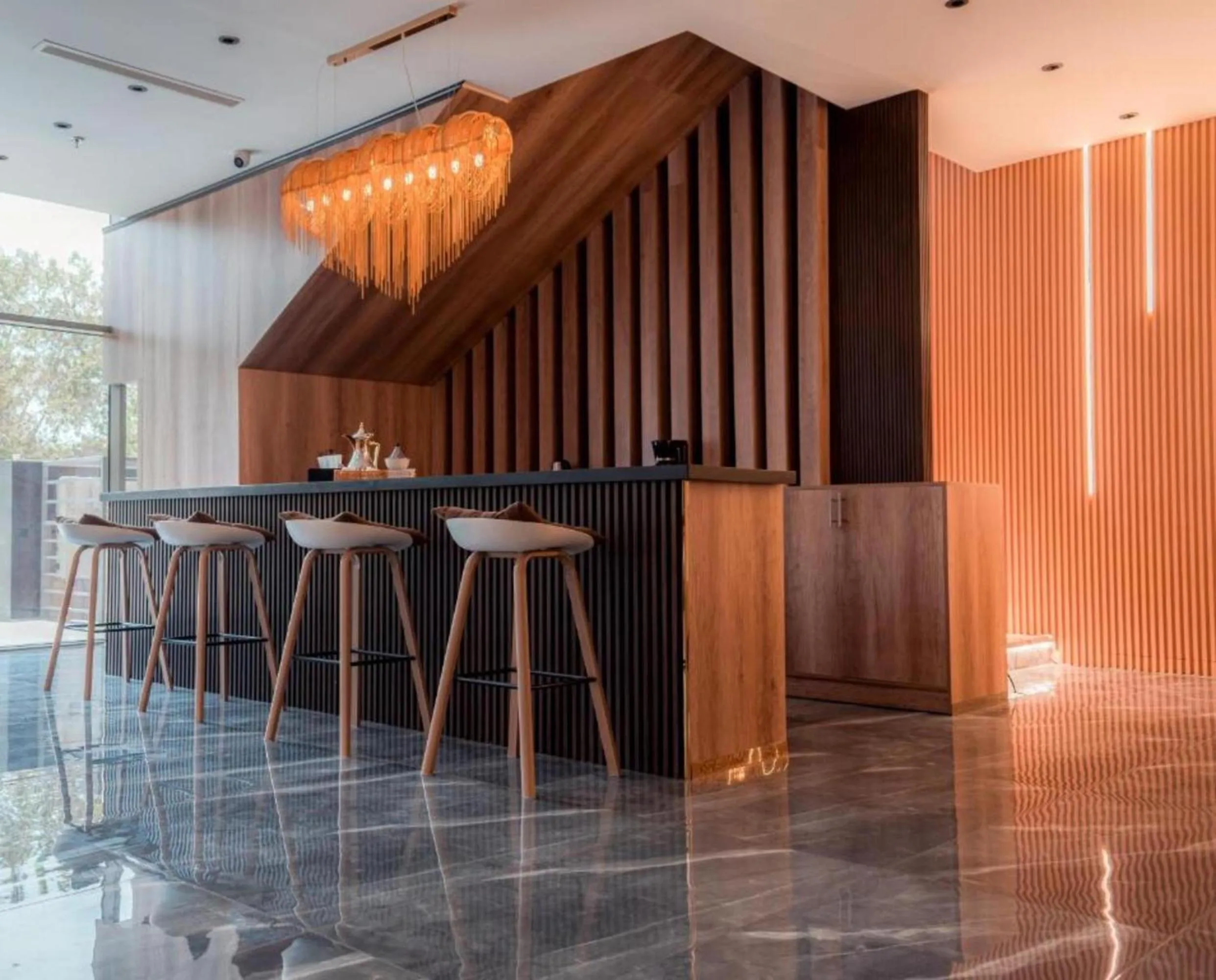 Restaurant/places to eat in Palette Luxury MAS Hotel