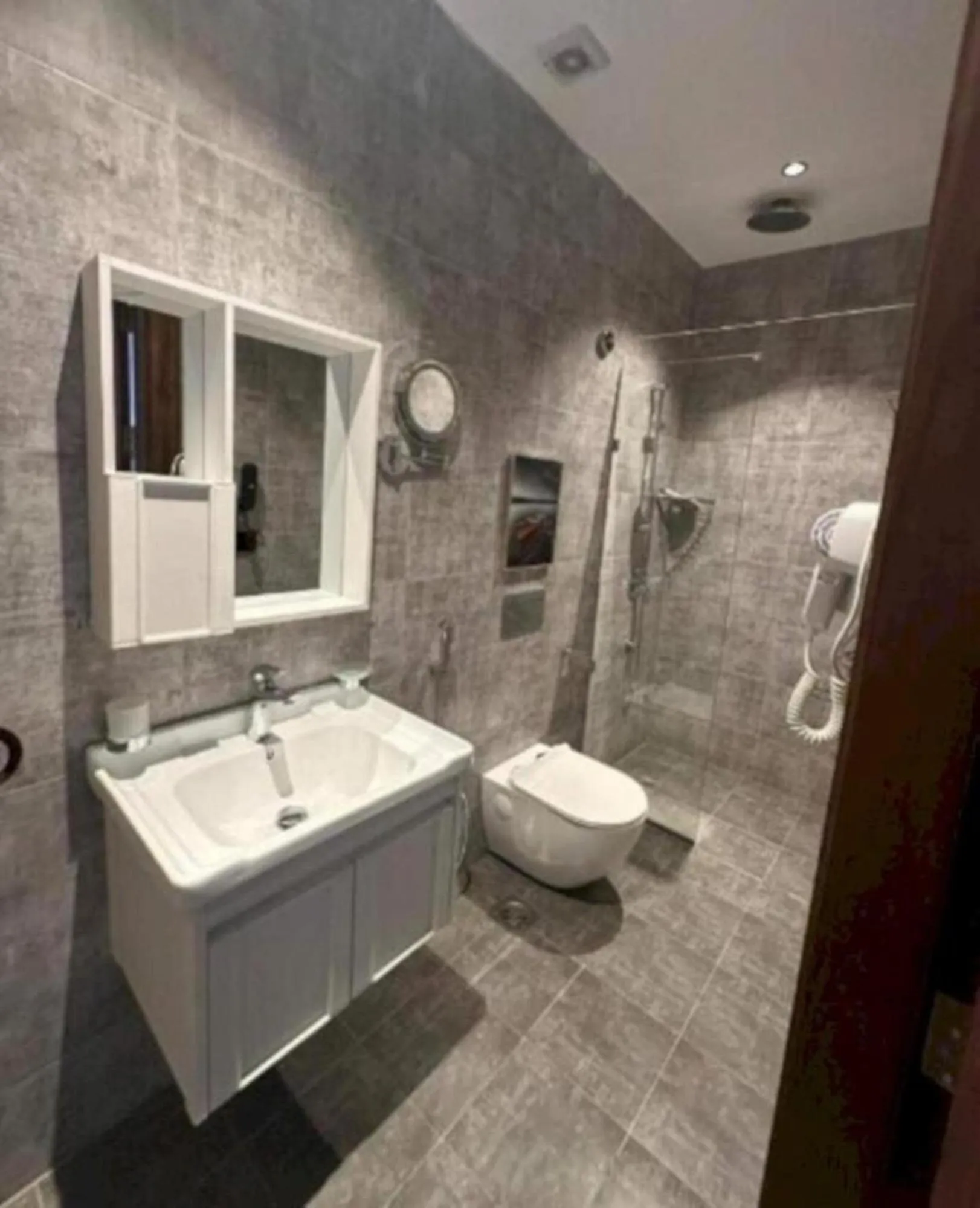 Bathroom in Palette Luxury MAS Hotel