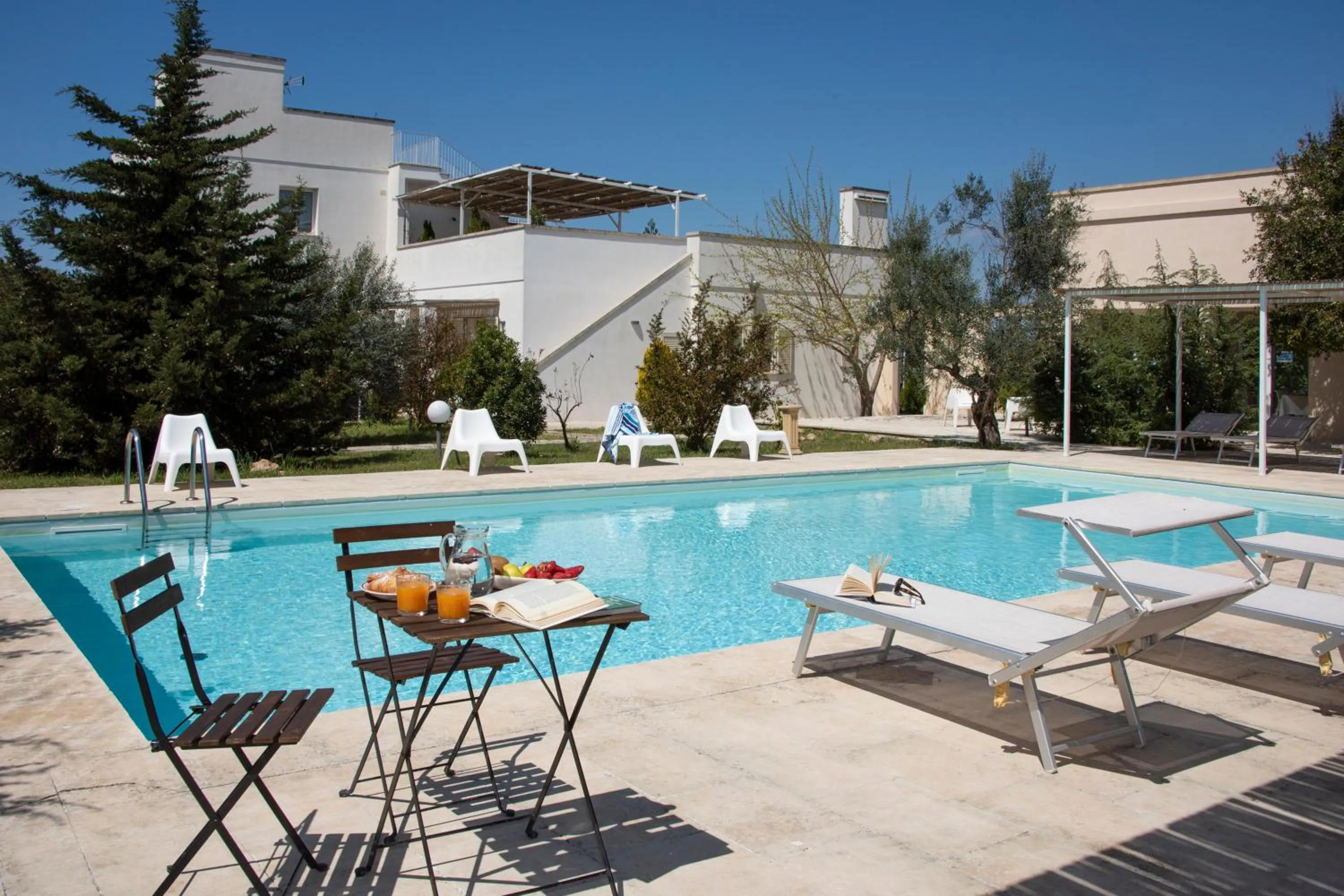 Swimming pool in Masseria Agriturismo Faresalento