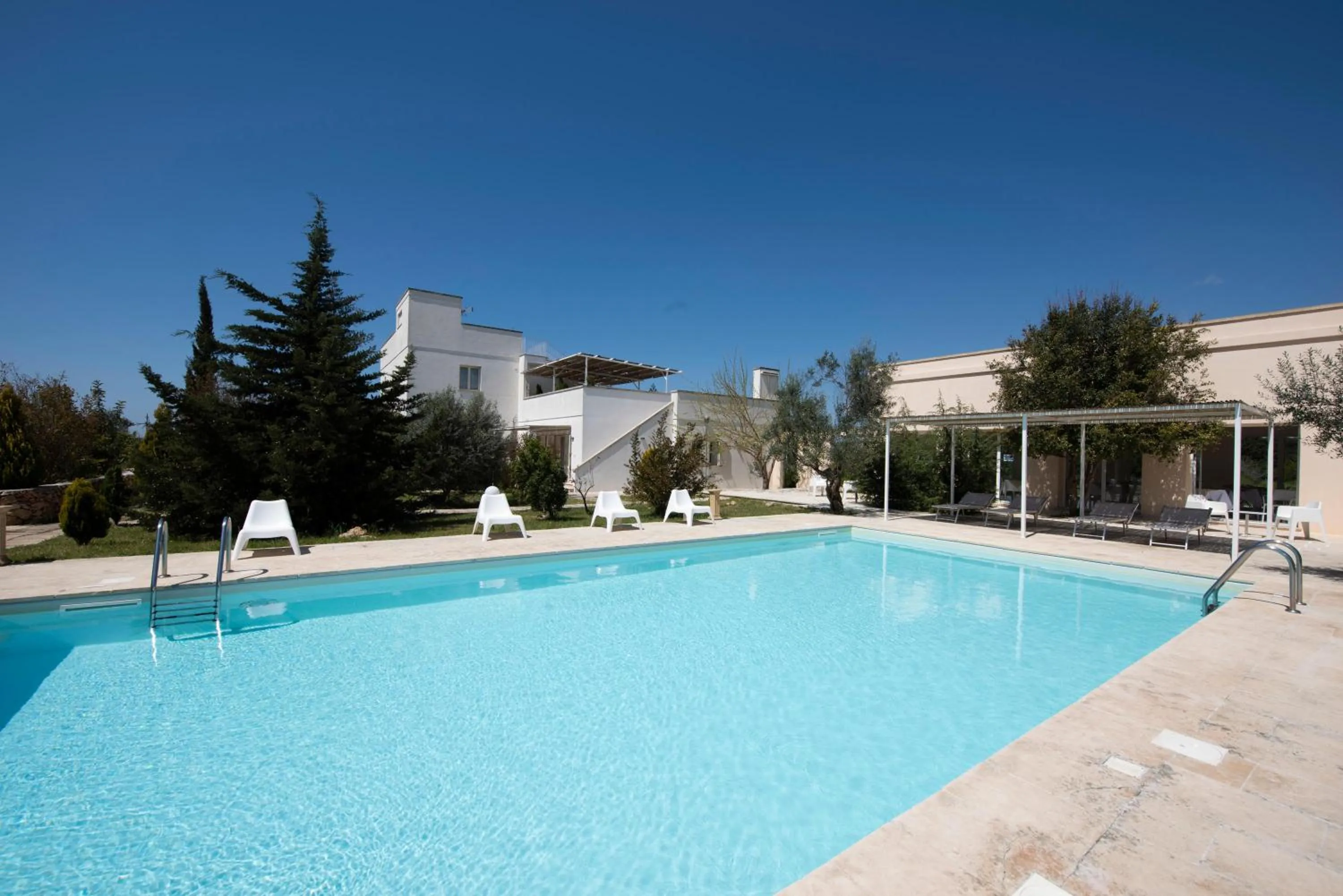 Swimming pool in Masseria Agriturismo Faresalento