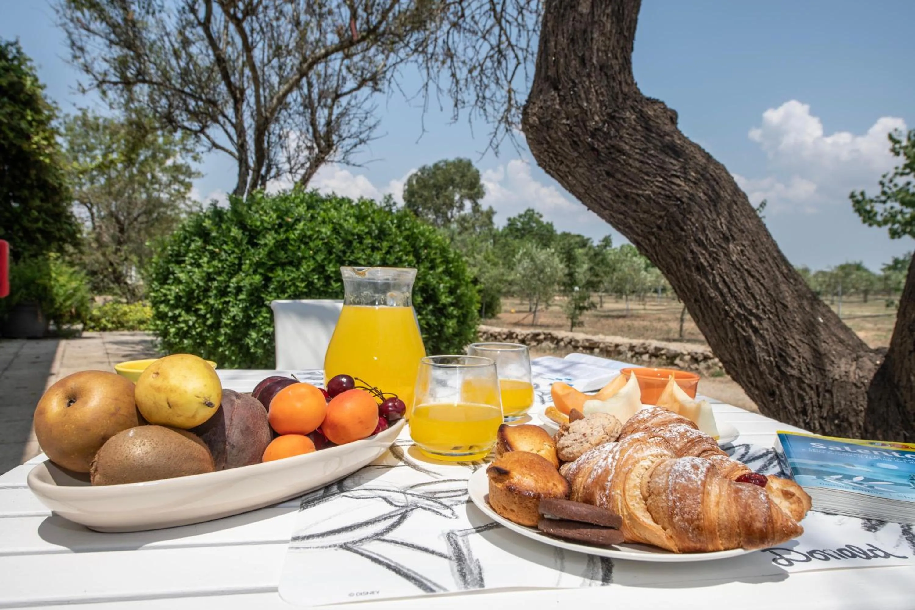 Italian breakfast in Masseria Agriturismo Faresalento