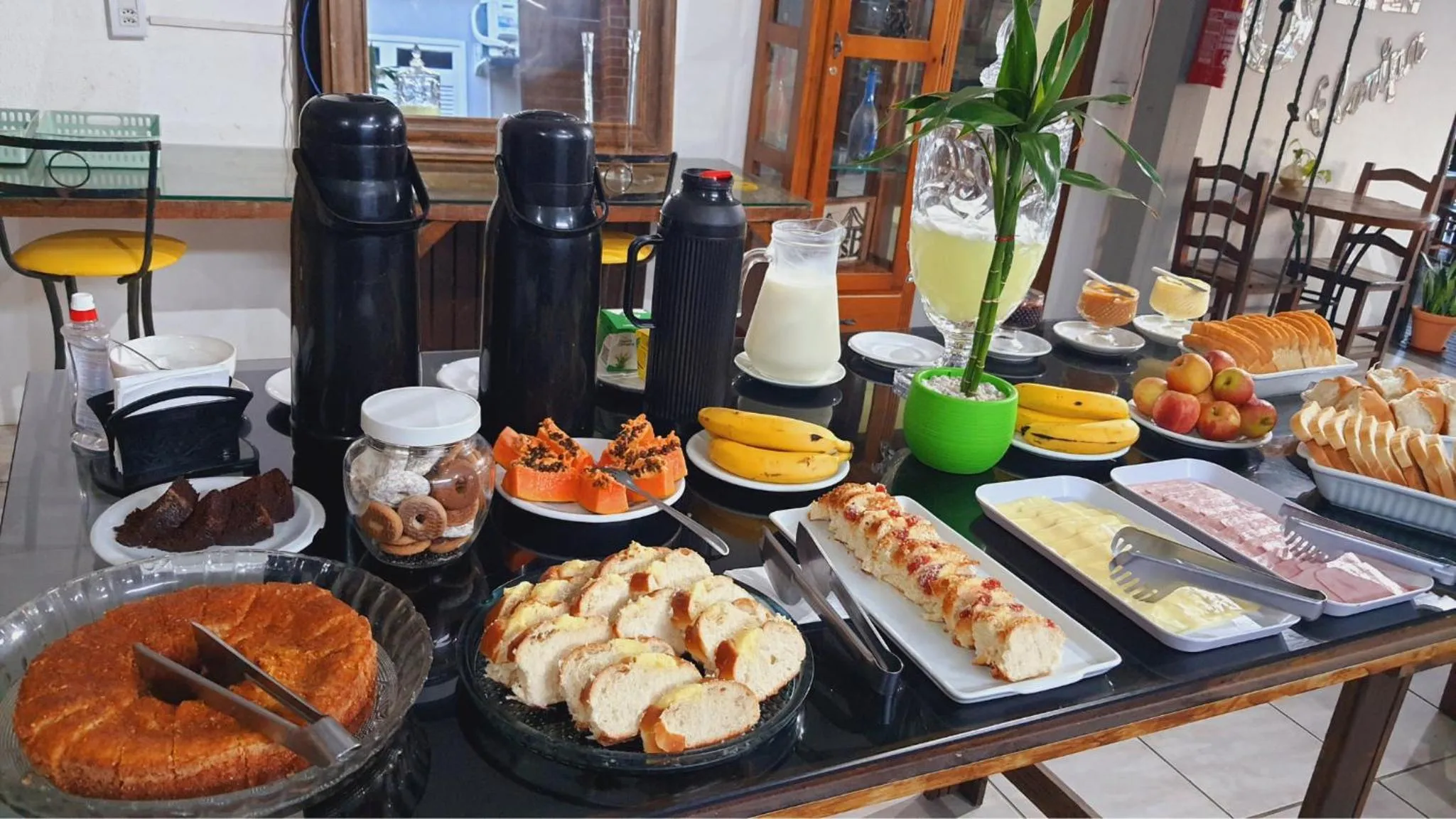 Breakfast in Open House Canasvieiras - OH HOTÉIS