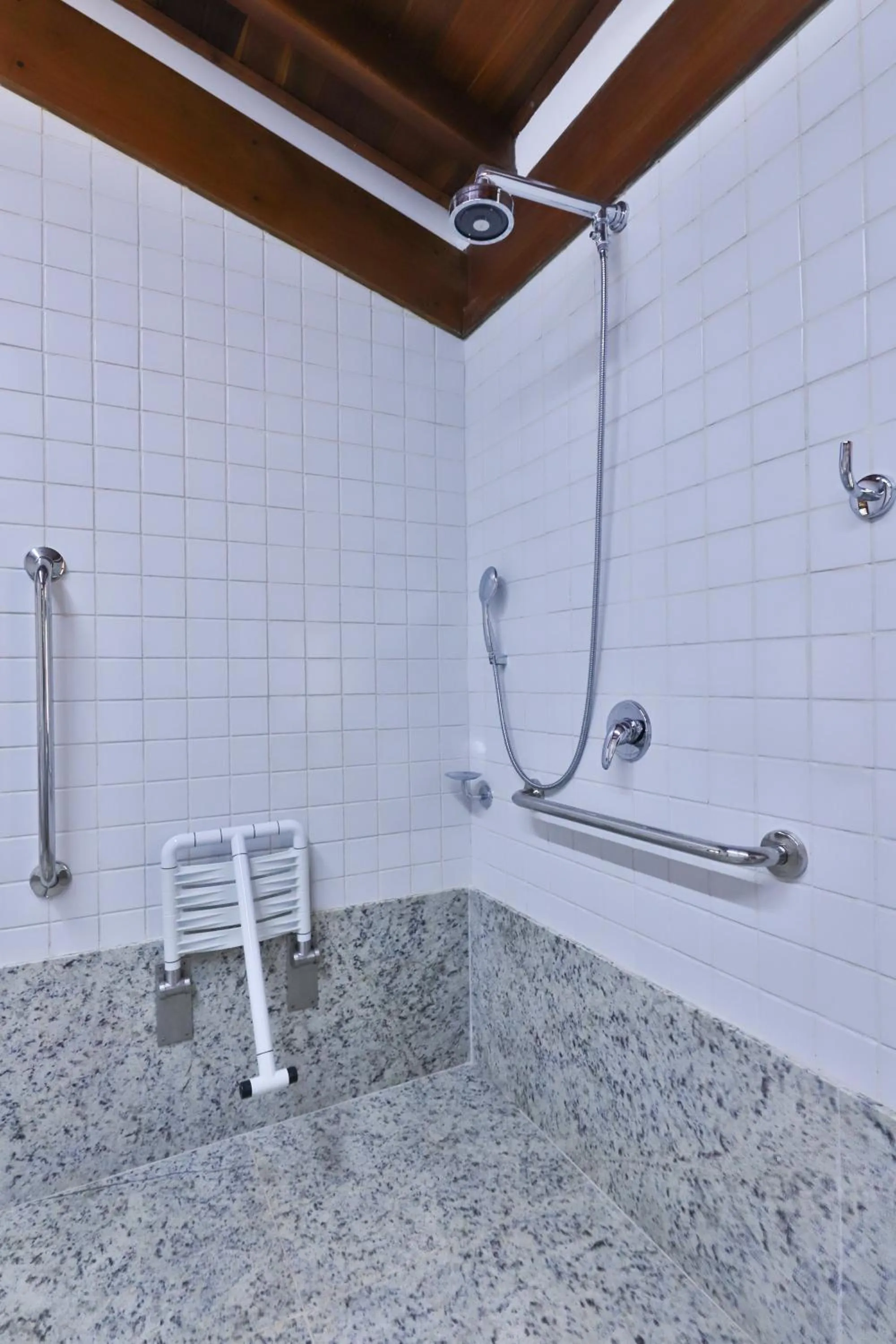 Bathroom in Bupitanga Hotel